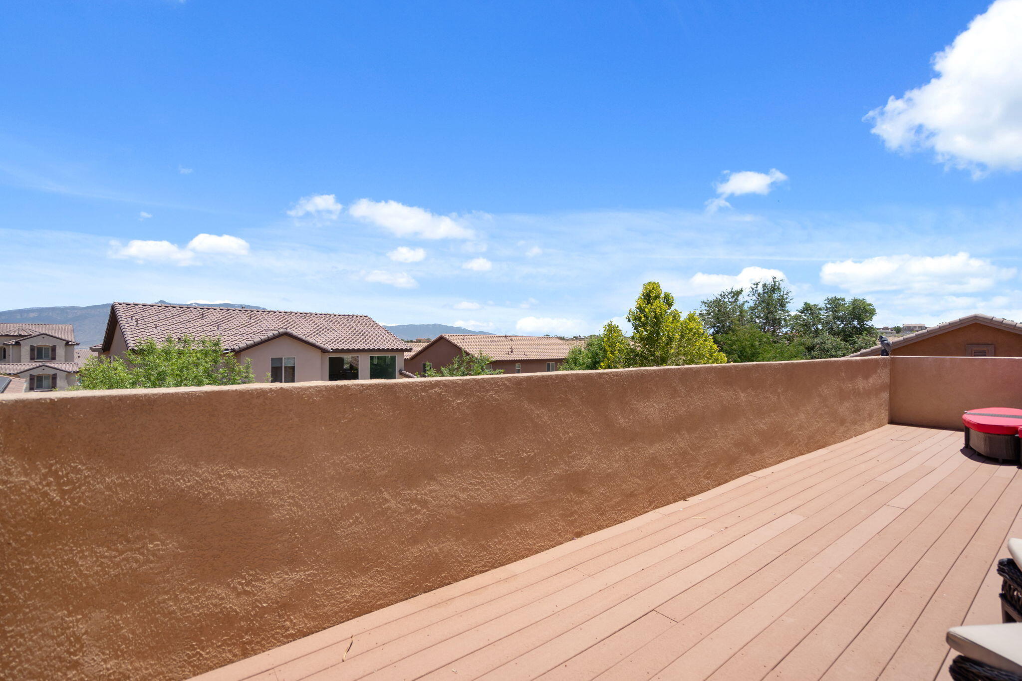 20 Los Balcones Place NE