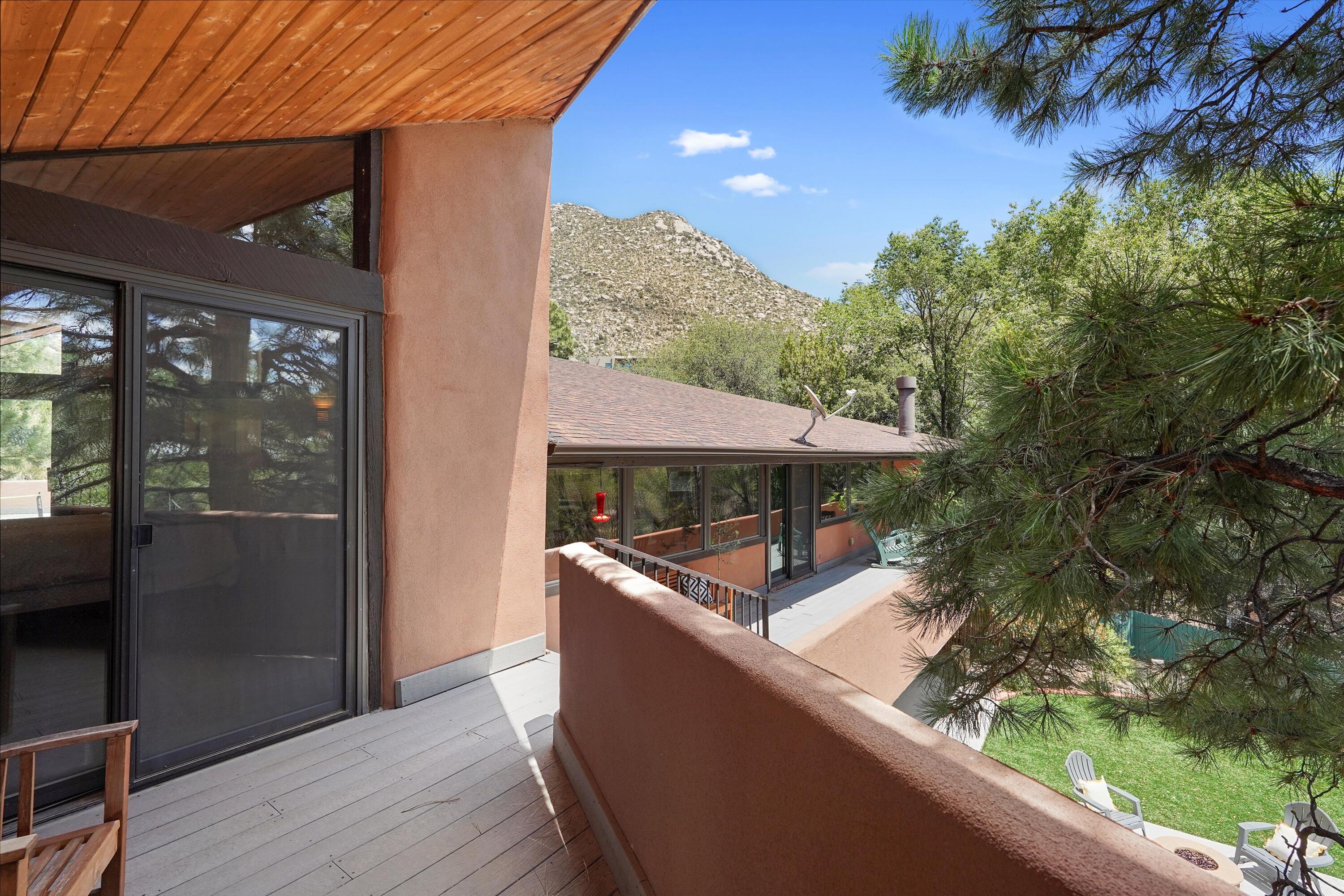36 Sandia Heights Drive NE