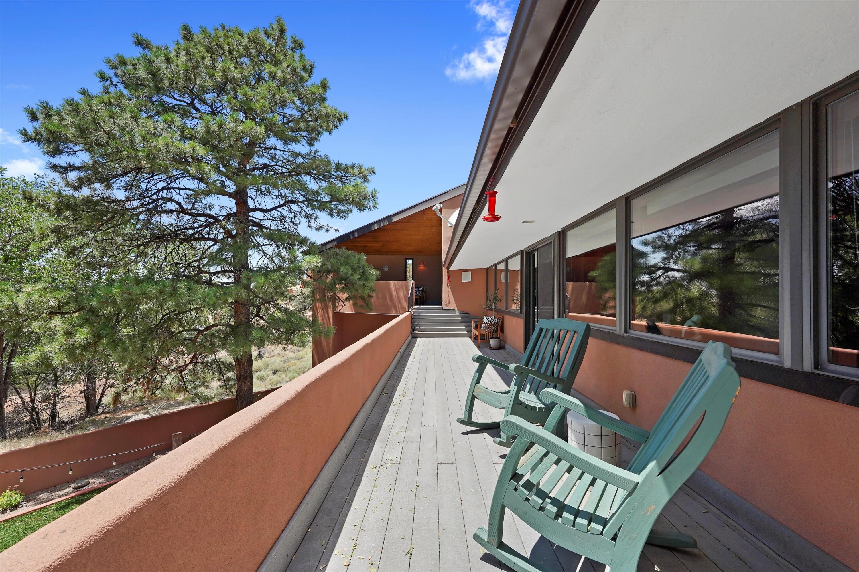 36 Sandia Heights Drive NE