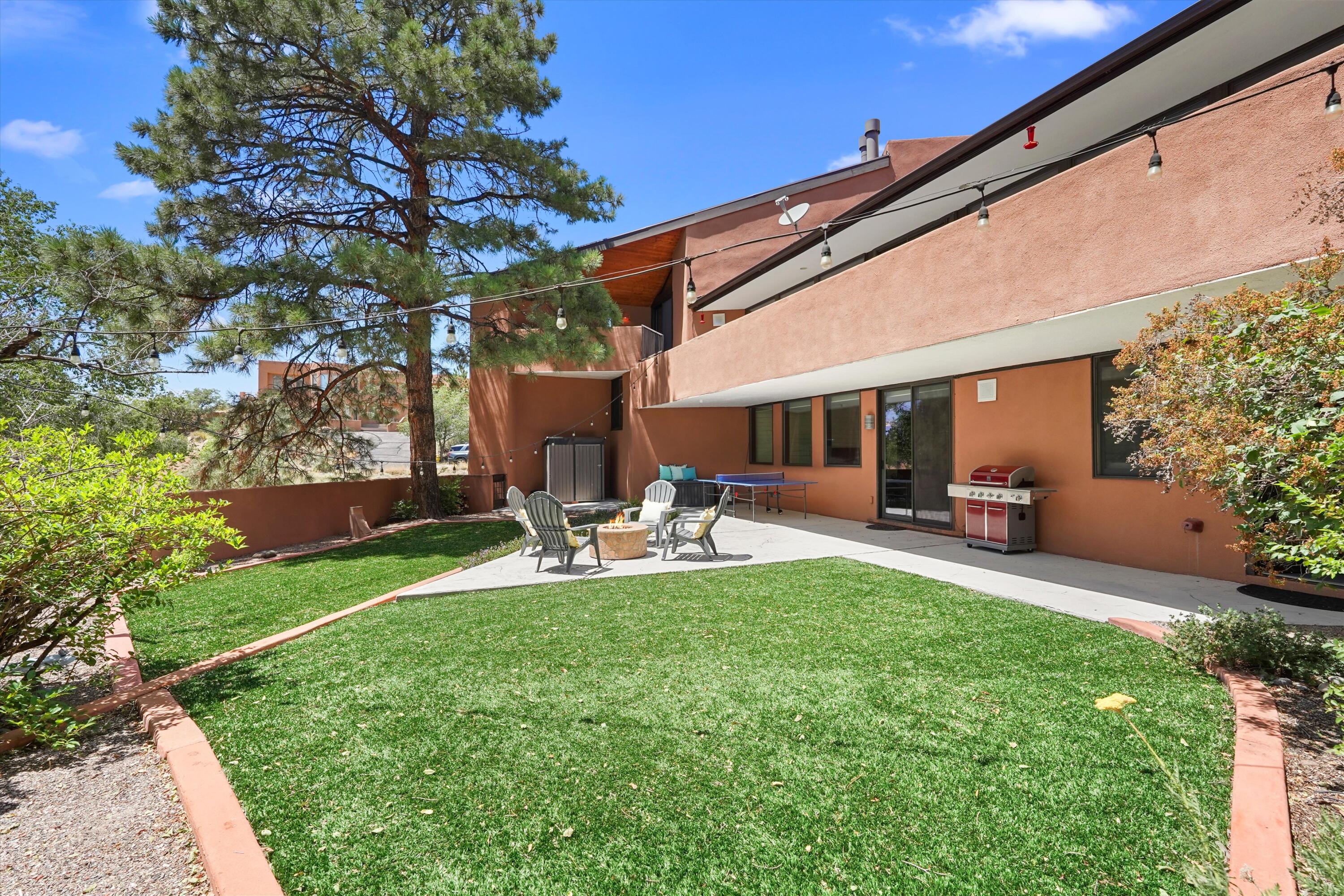 36 Sandia Heights Drive NE