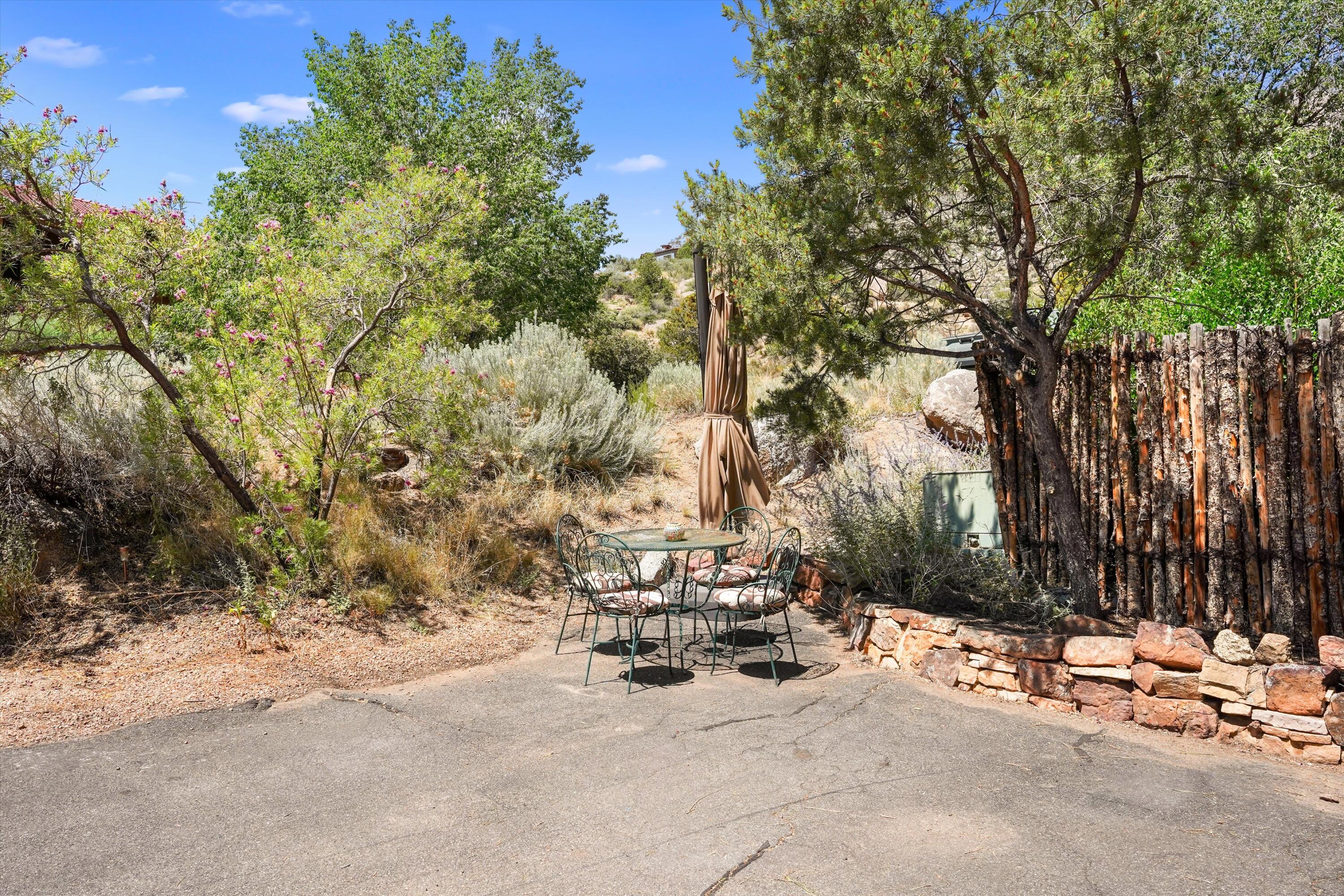 36 Sandia Heights Drive NE