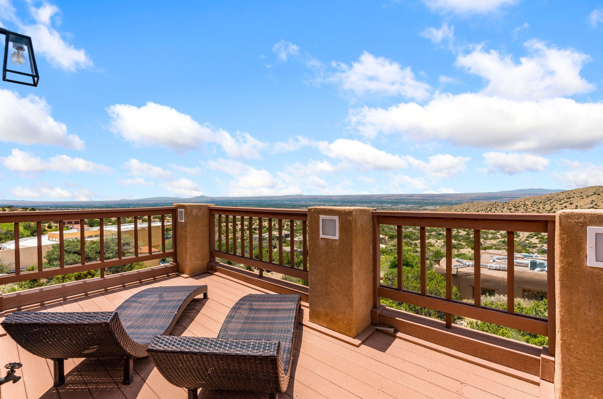 18 Tierra Monte Drive NE