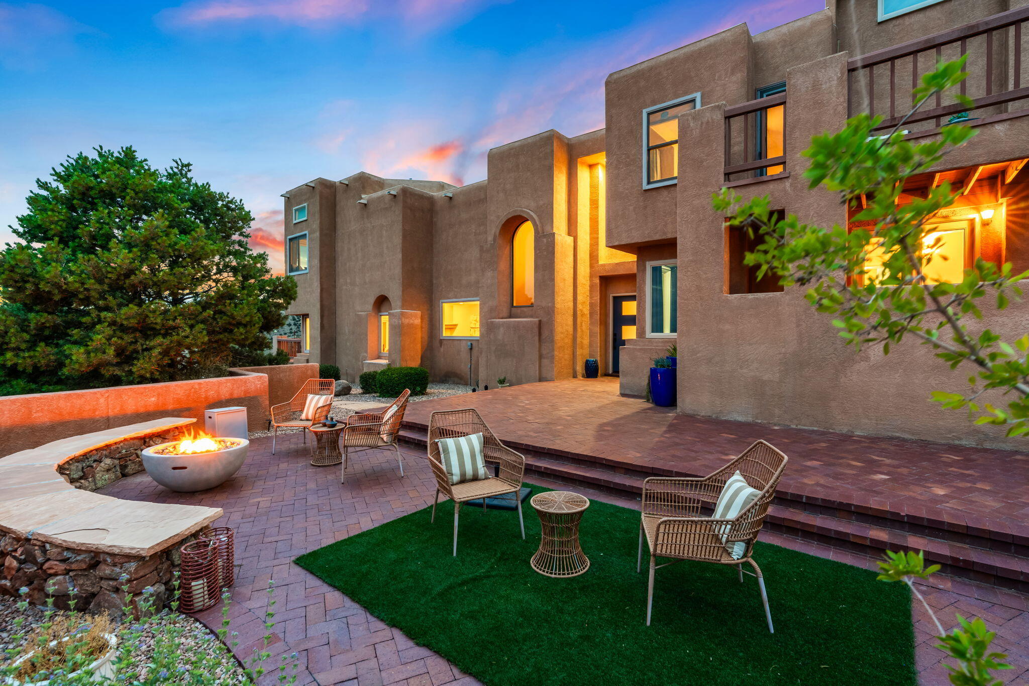 18 Tierra Monte Drive NE