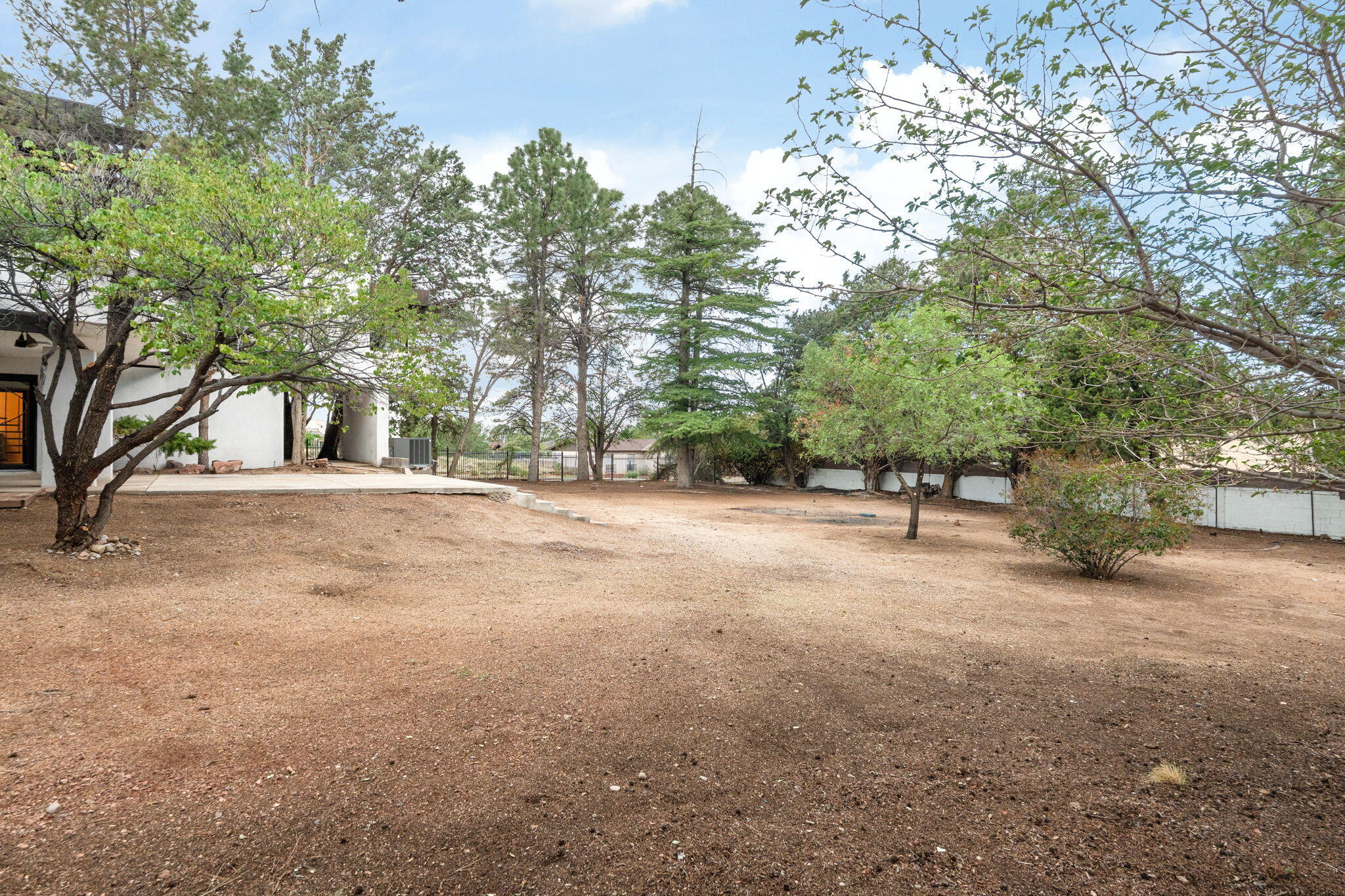 1070 Matador Drive SE