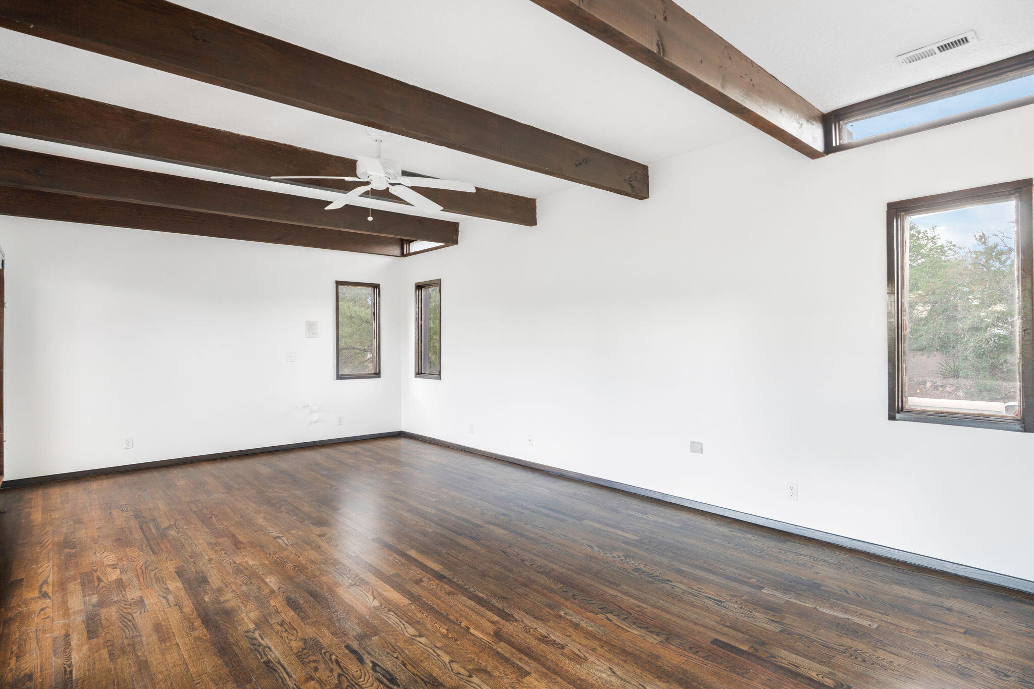 1070 Matador Drive SE