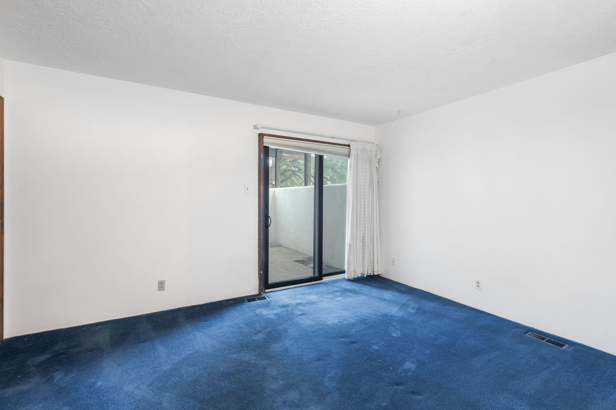 1070 Matador Drive SE