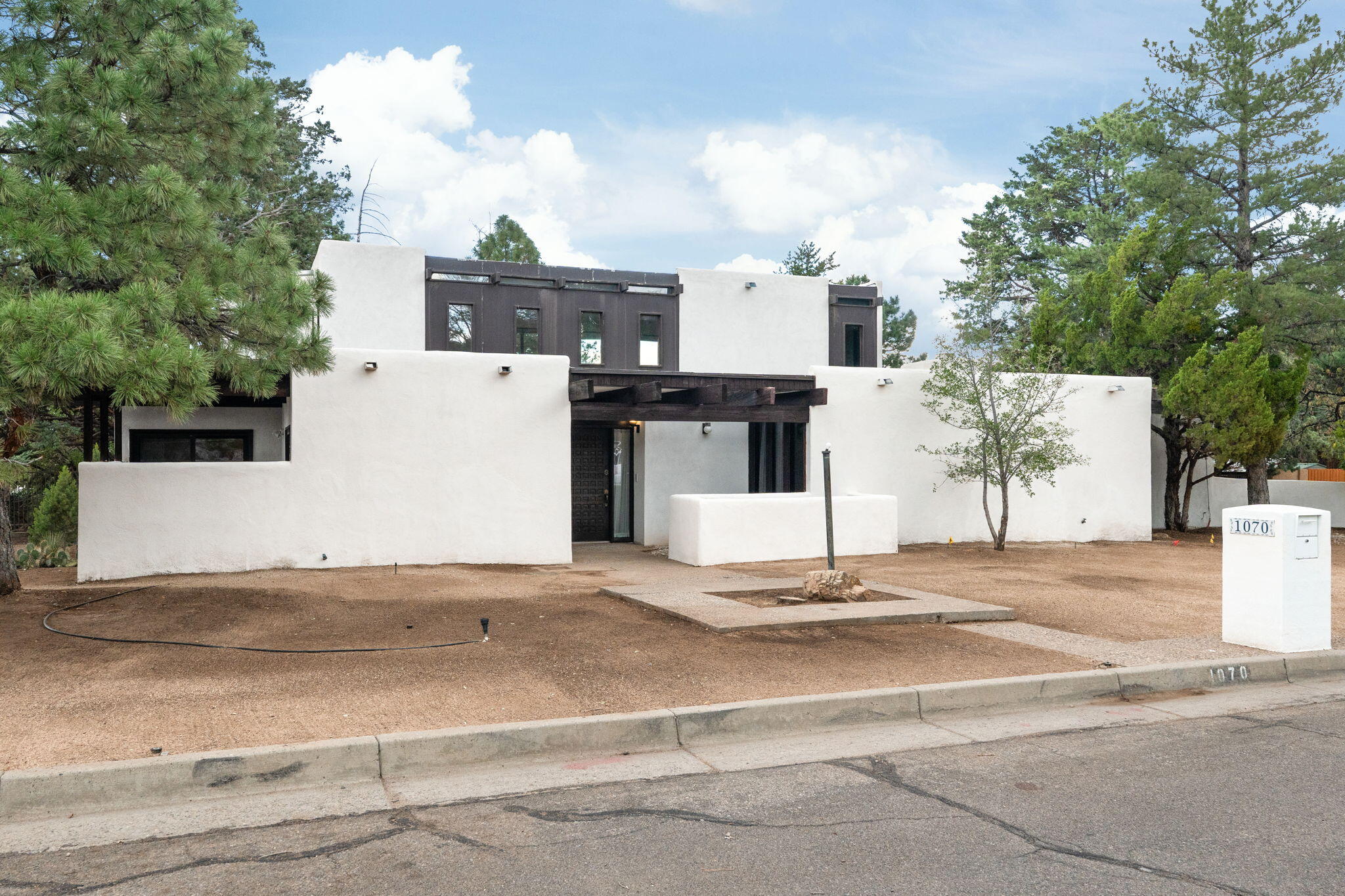 1070 Matador Drive SE