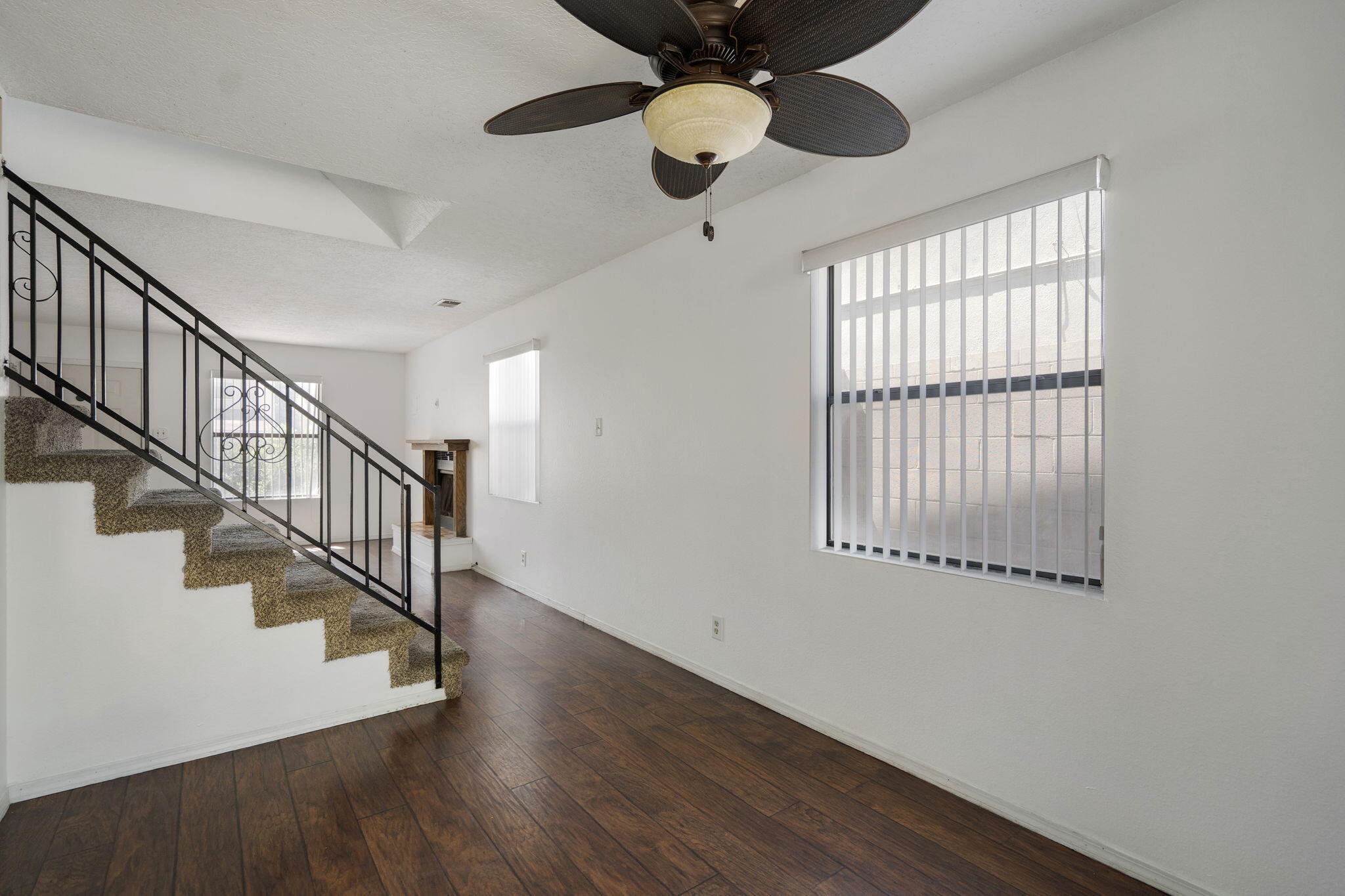 11907 Gable Lane NE