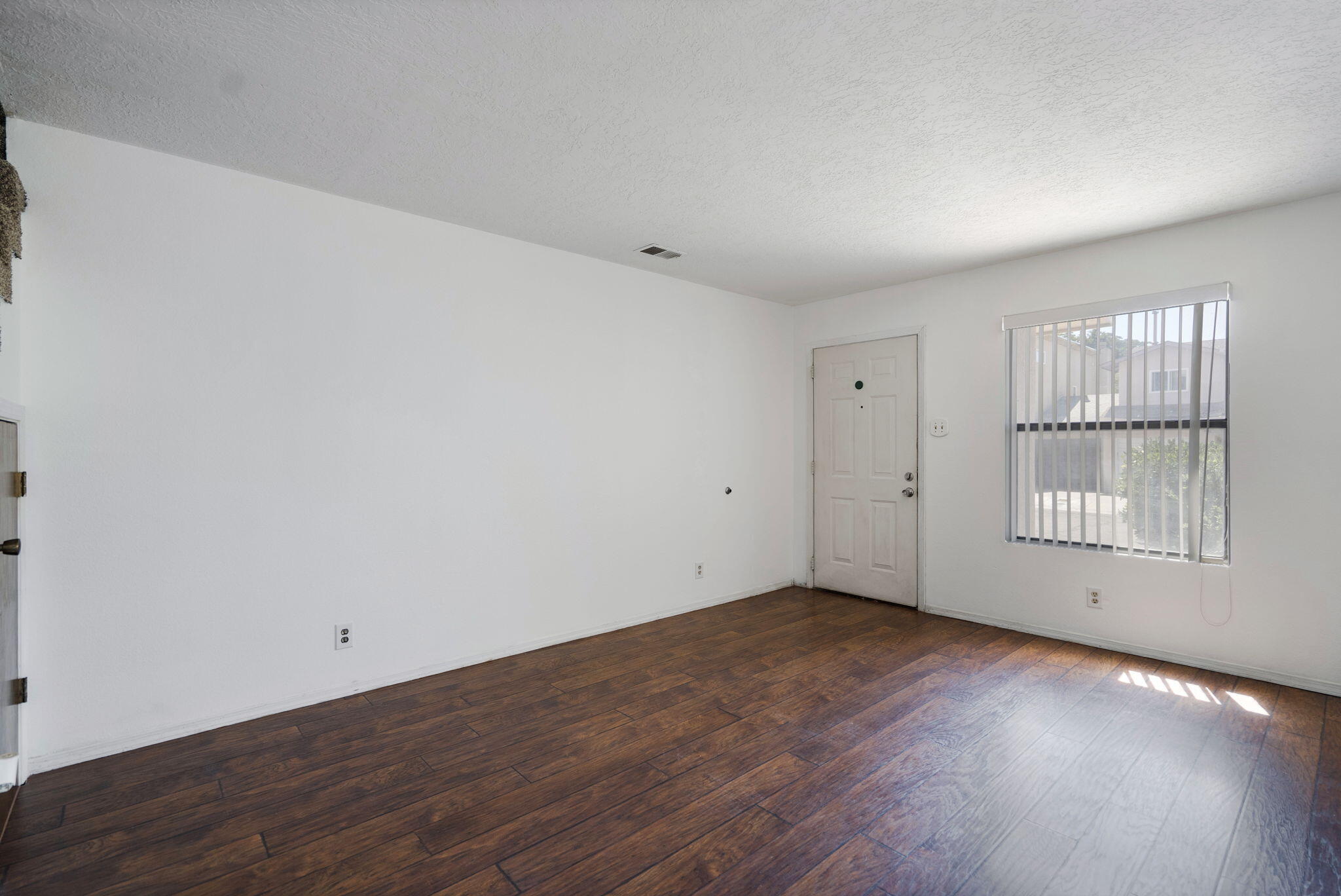 11907 Gable Lane NE