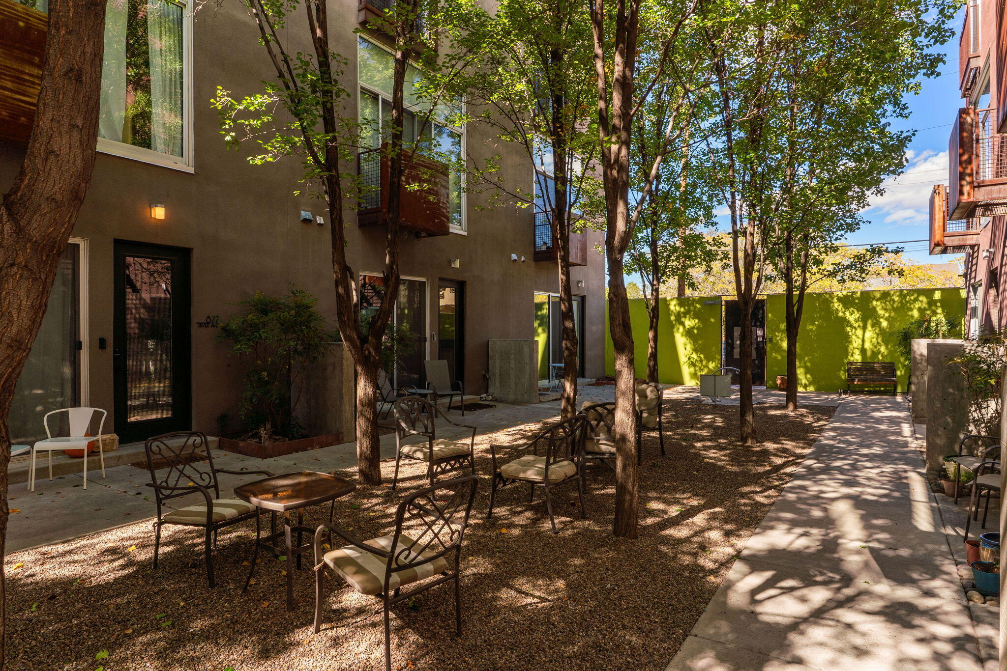 869 Silver Avenue SW