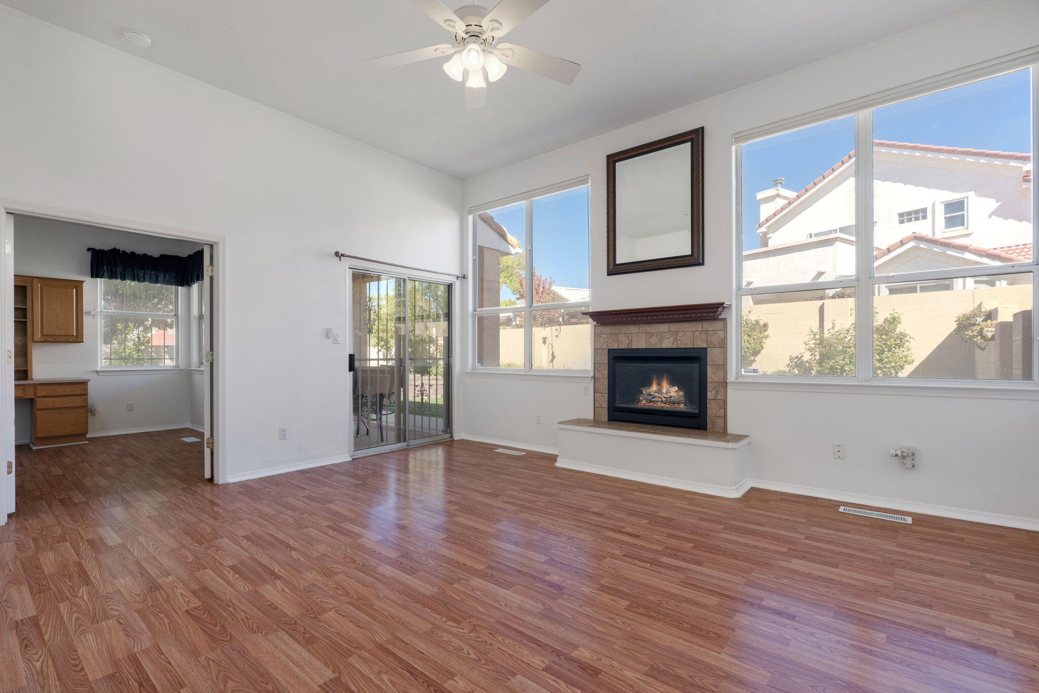 7509 Palomas Park Avenue NE