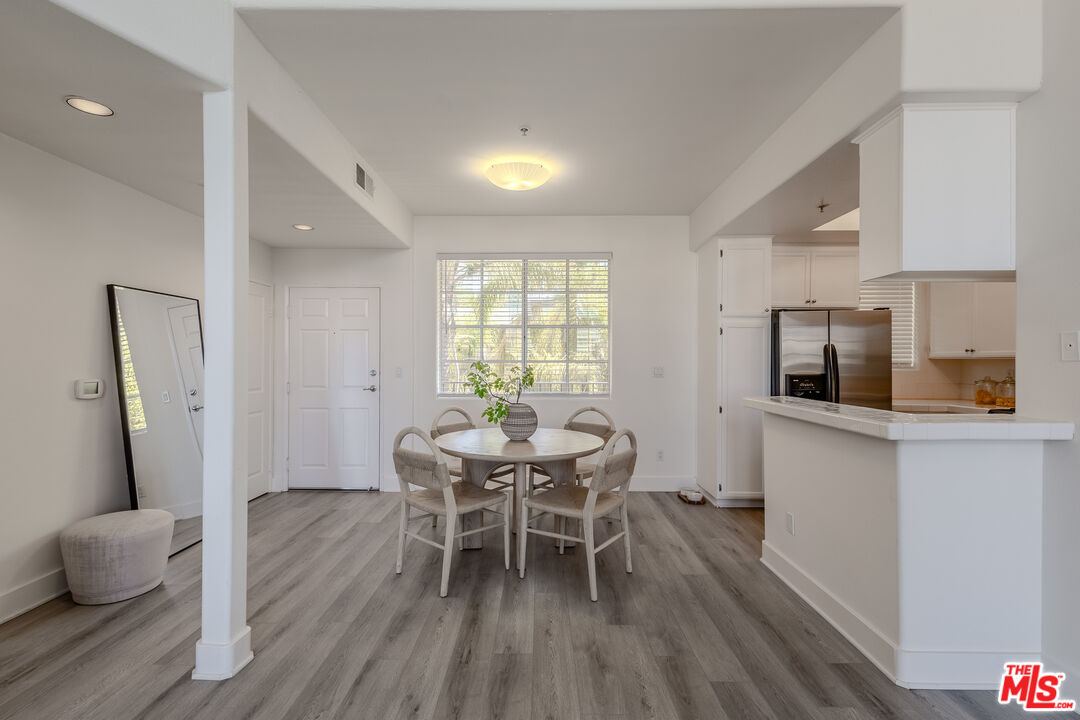 1225 Armacost Ave Unit: 304