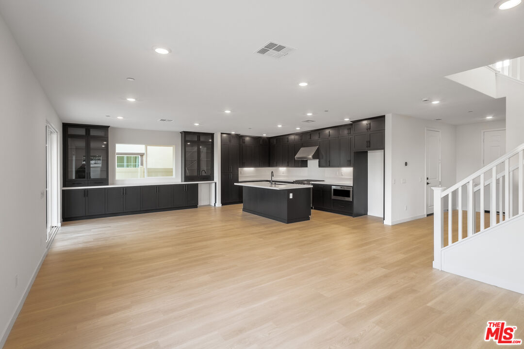 23725 Orange Blossom Dr