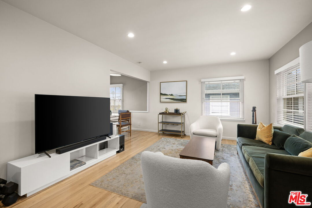 1137 26th St Unit: D