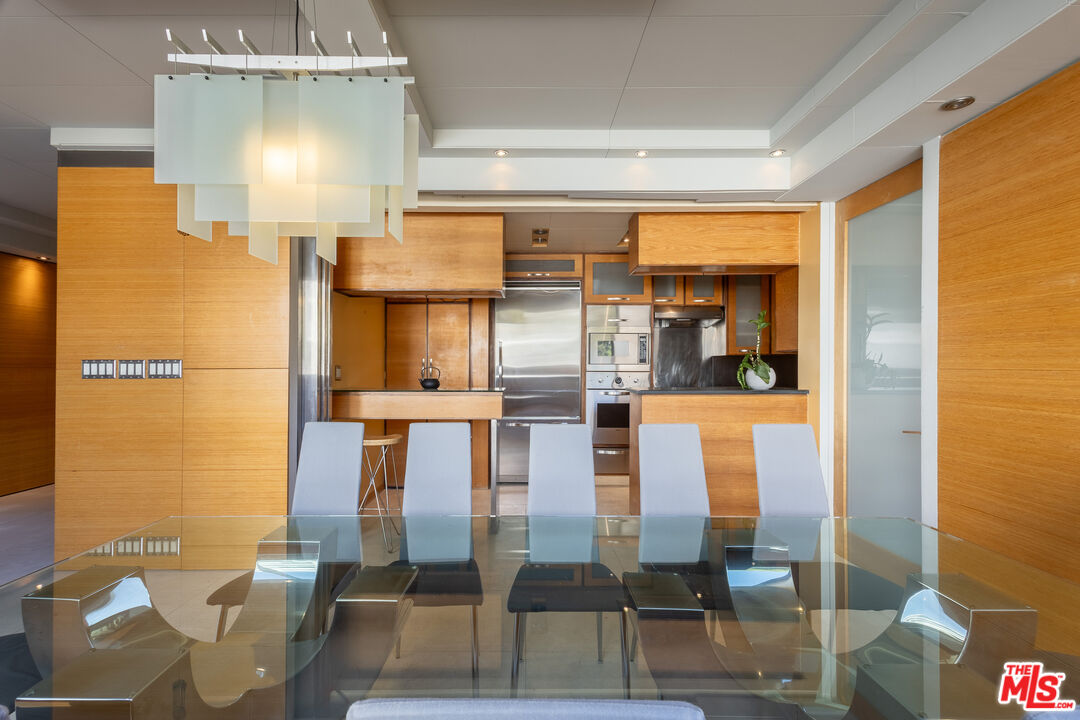 17366 W Sunset Blvd Unit: 302
