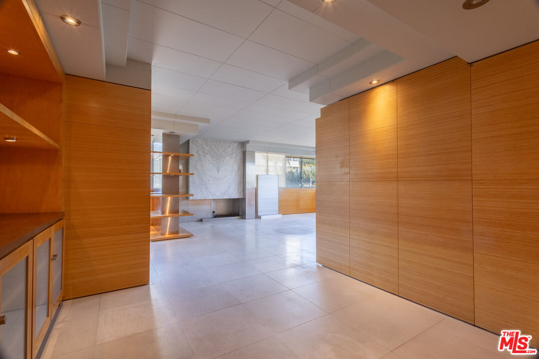 17366 W Sunset Blvd Unit: 302