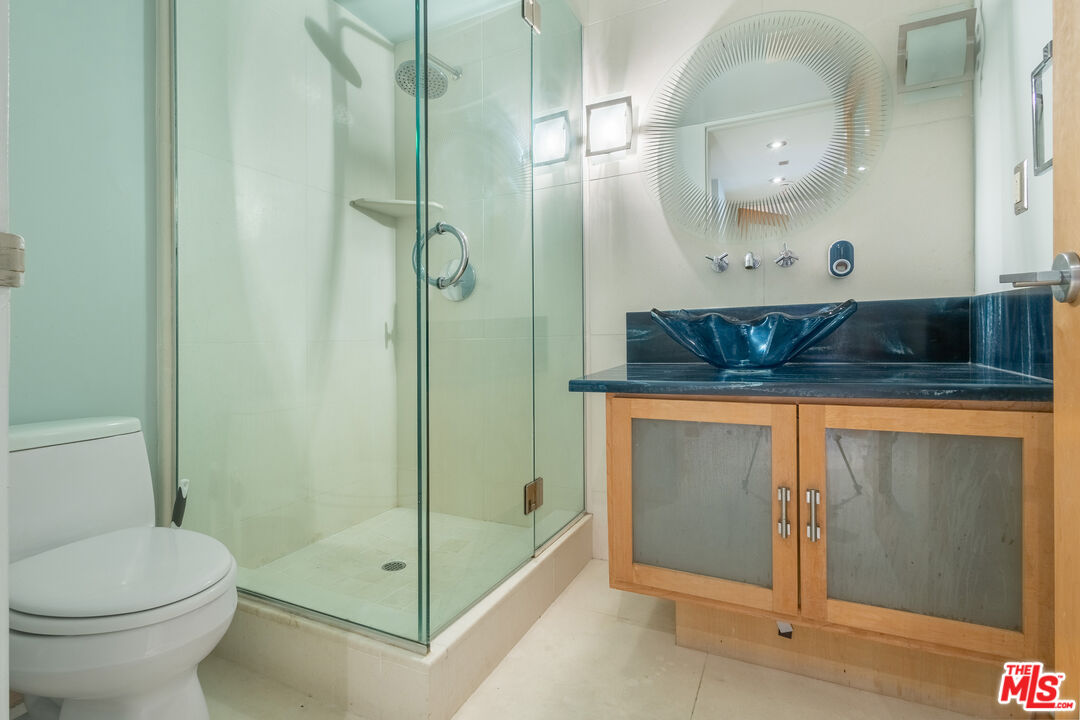 17366 W Sunset Blvd Unit: 302