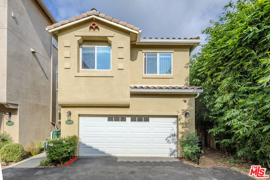 16855 Balboa Ln