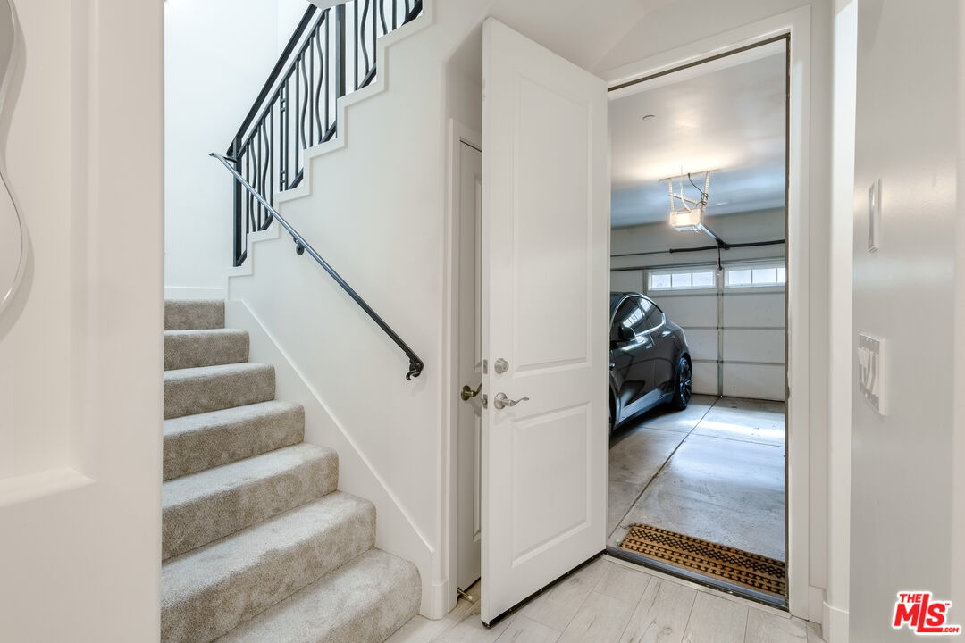16855 Balboa Ln