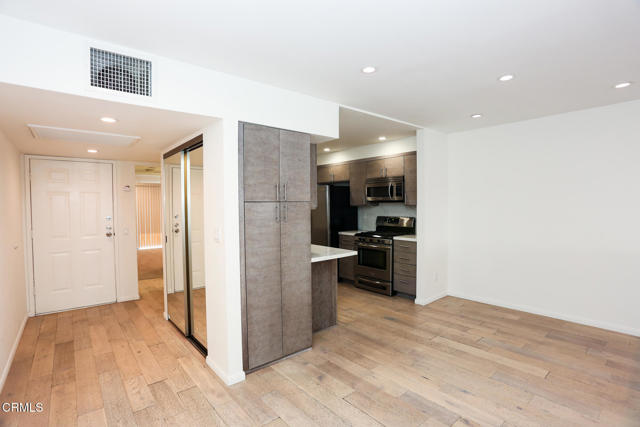 2491 Purdue AVE Unit: 111