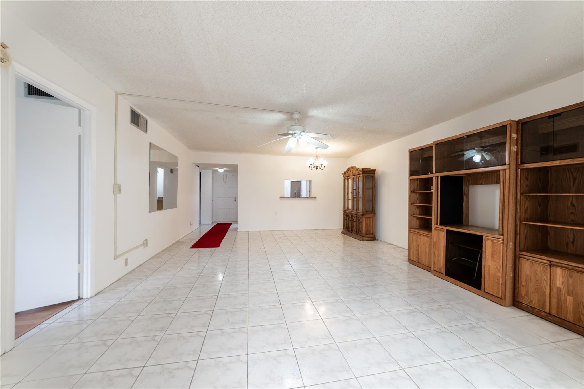 4211 NW 41st St 201