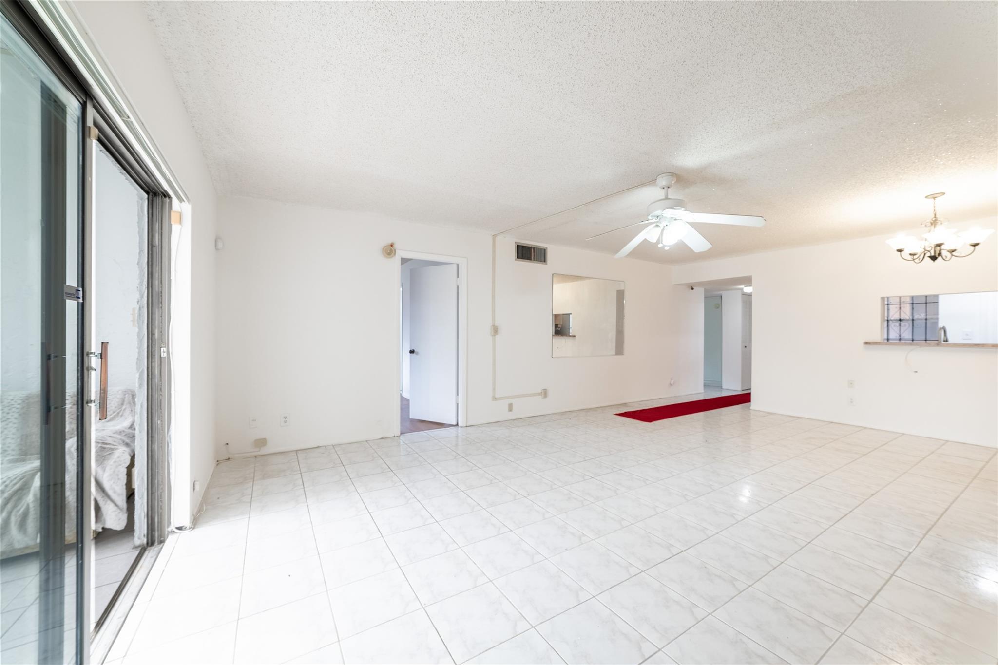 4211 NW 41st St 201