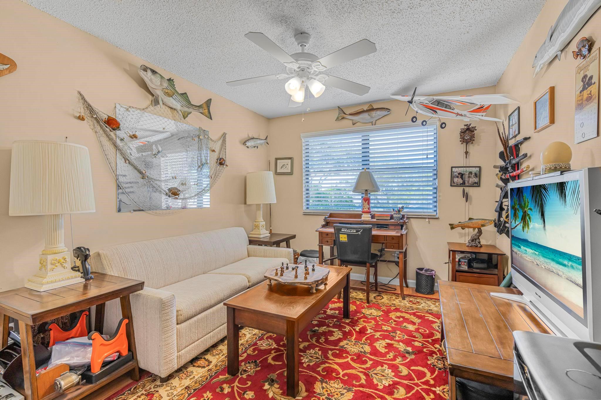 1075 NW 19th Ter