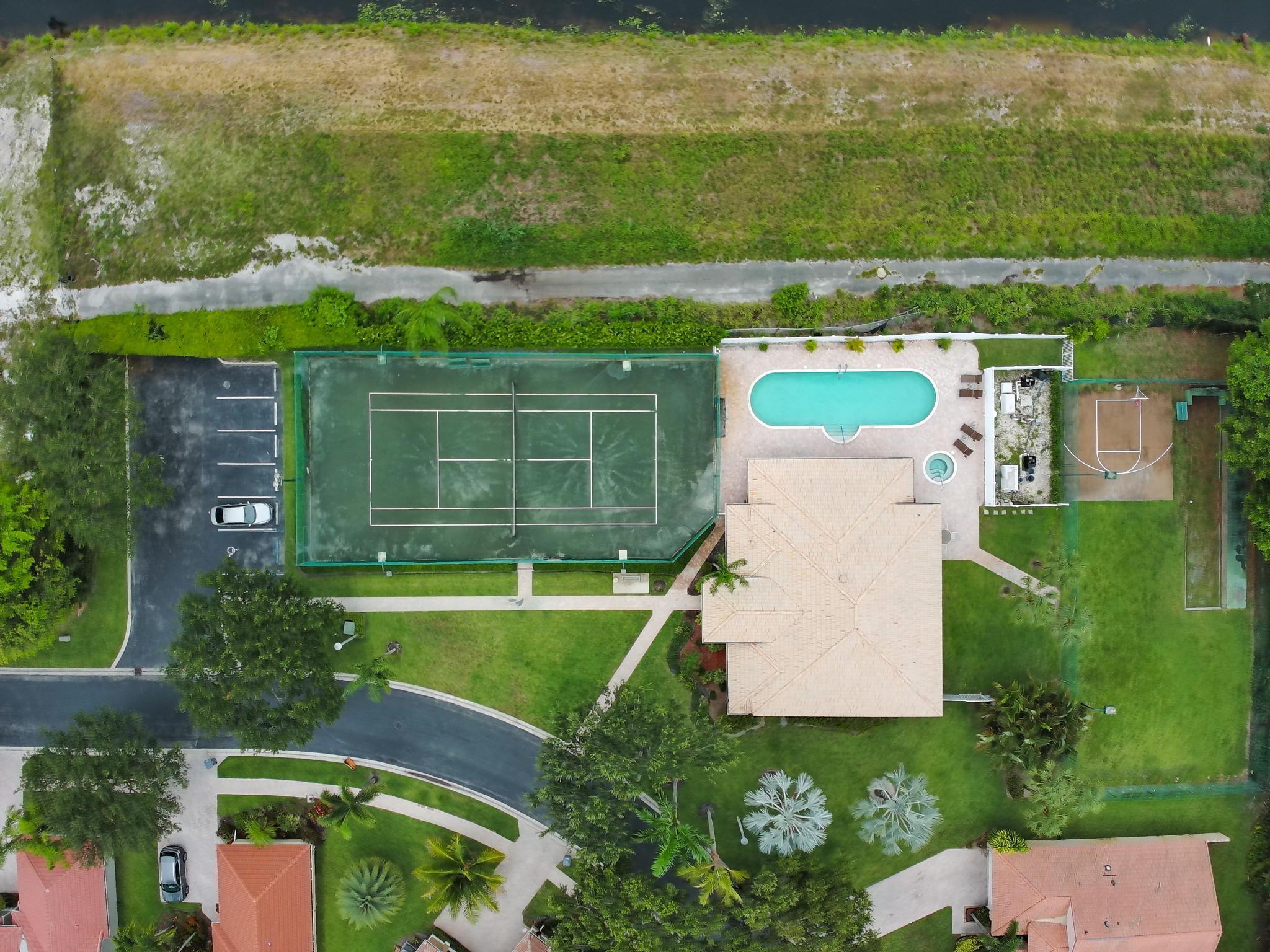 5445 Grande Palm Cir