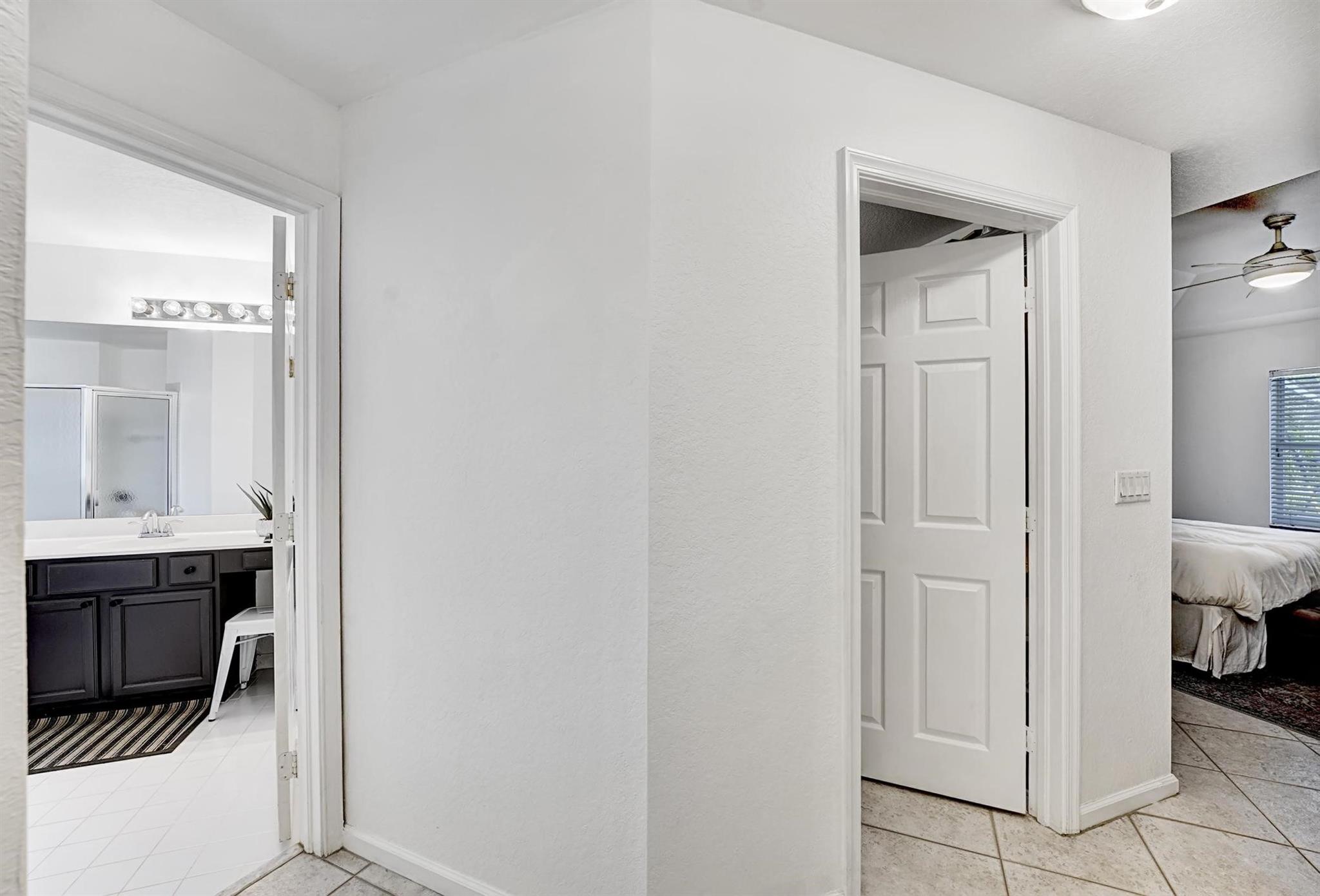 5445 Grande Palm Cir