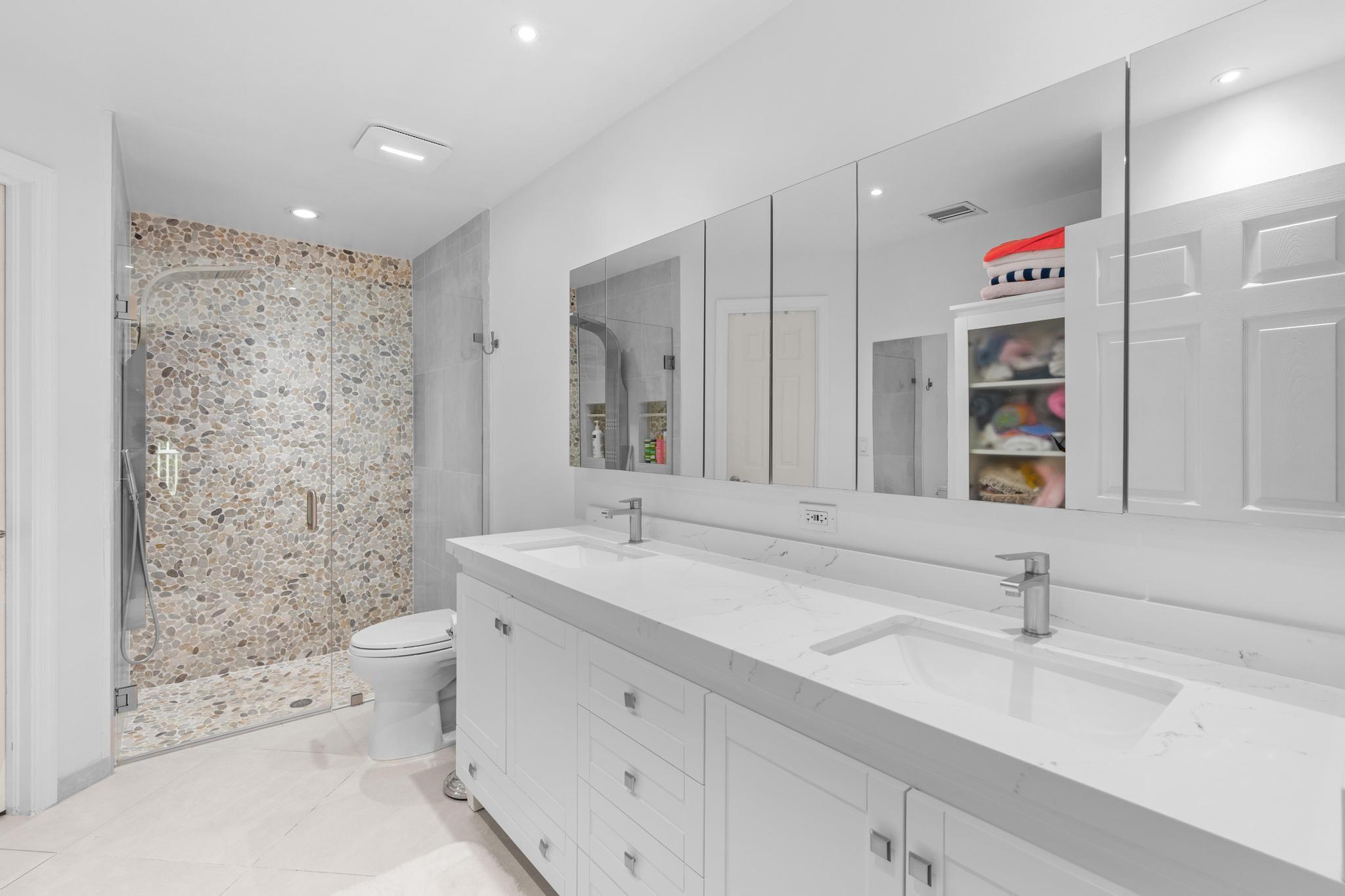 5403 Grande Palm Cir