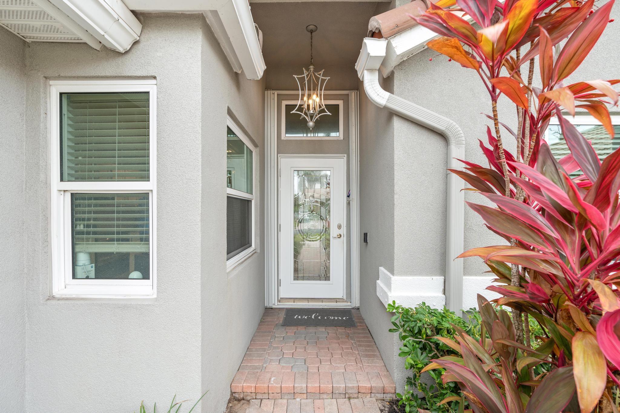 5403 Grande Palm Cir