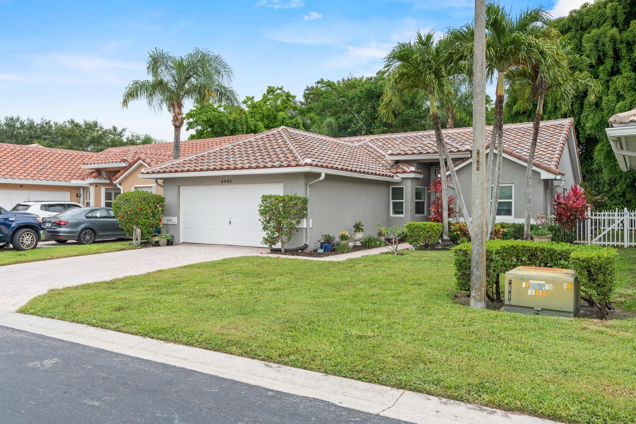 5403 Grande Palm Cir