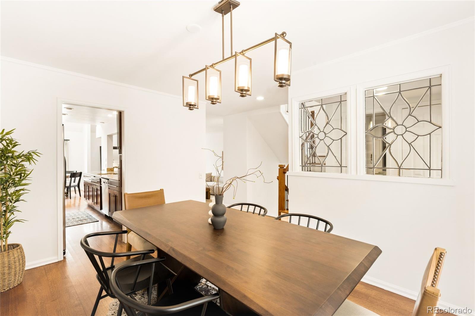 999 N Emerson Street Unit: 11