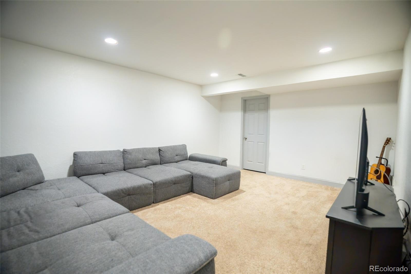 4107 S Rifle Way