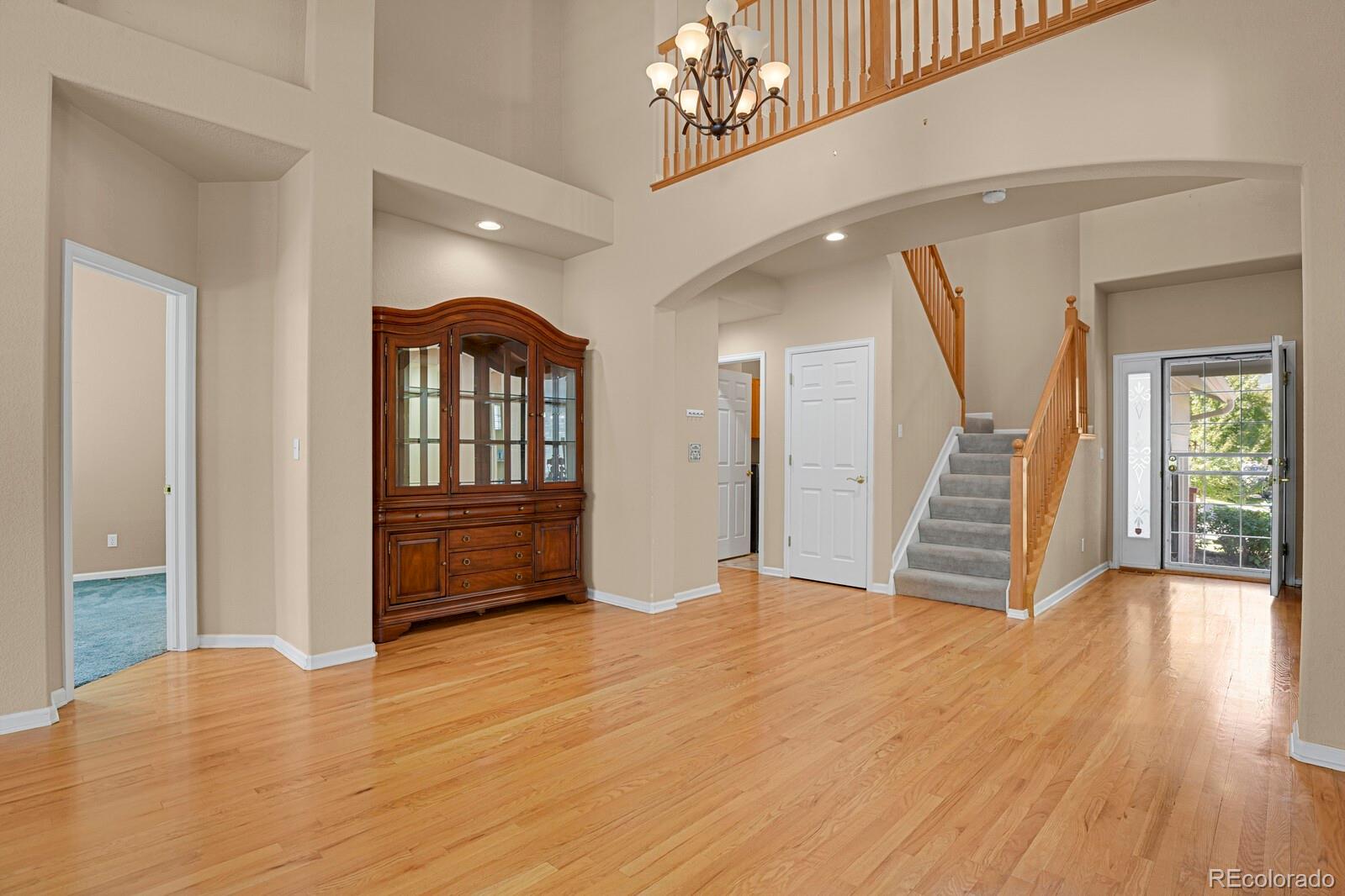 2668 S Troy
