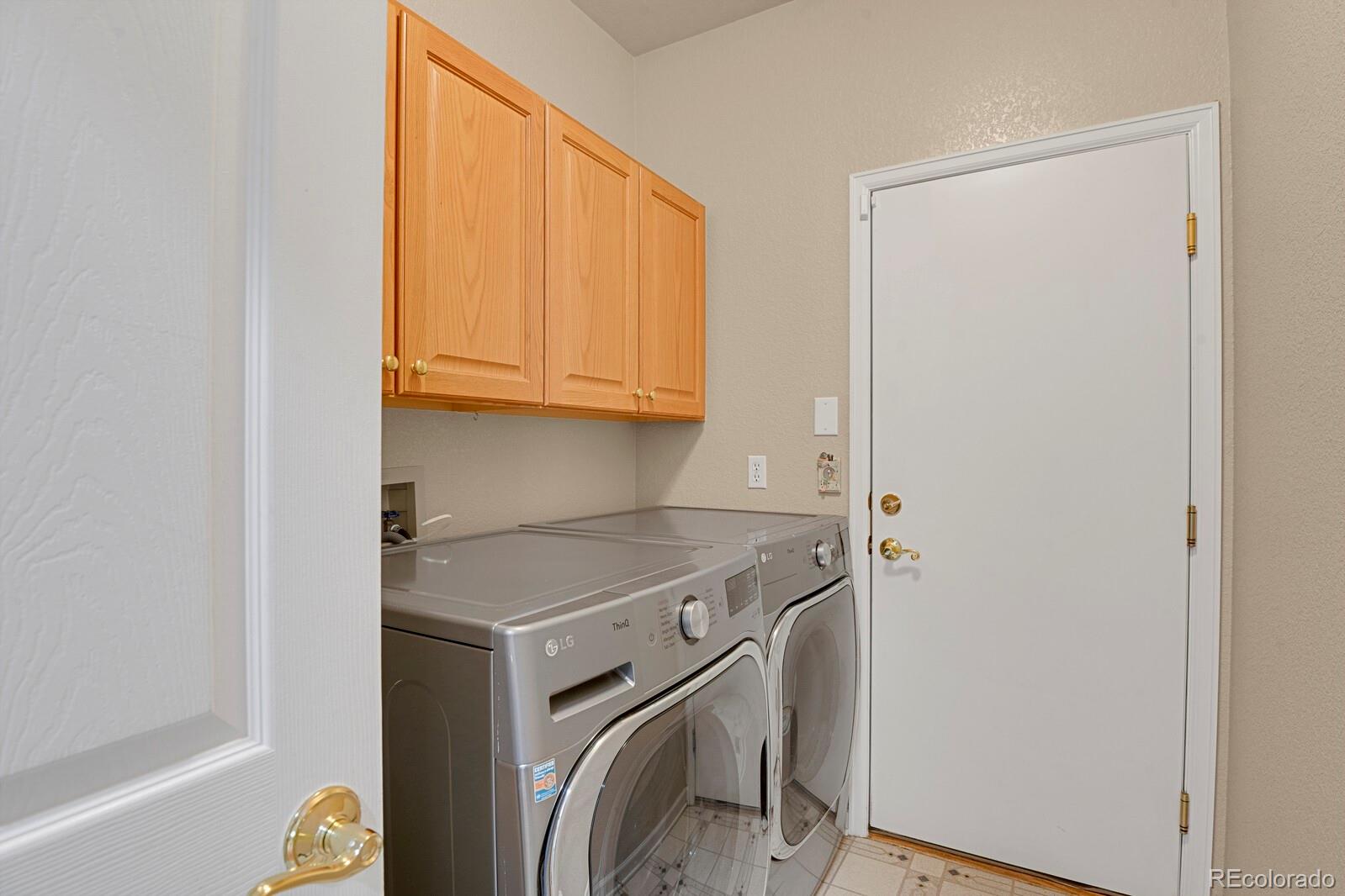 2668 S Troy