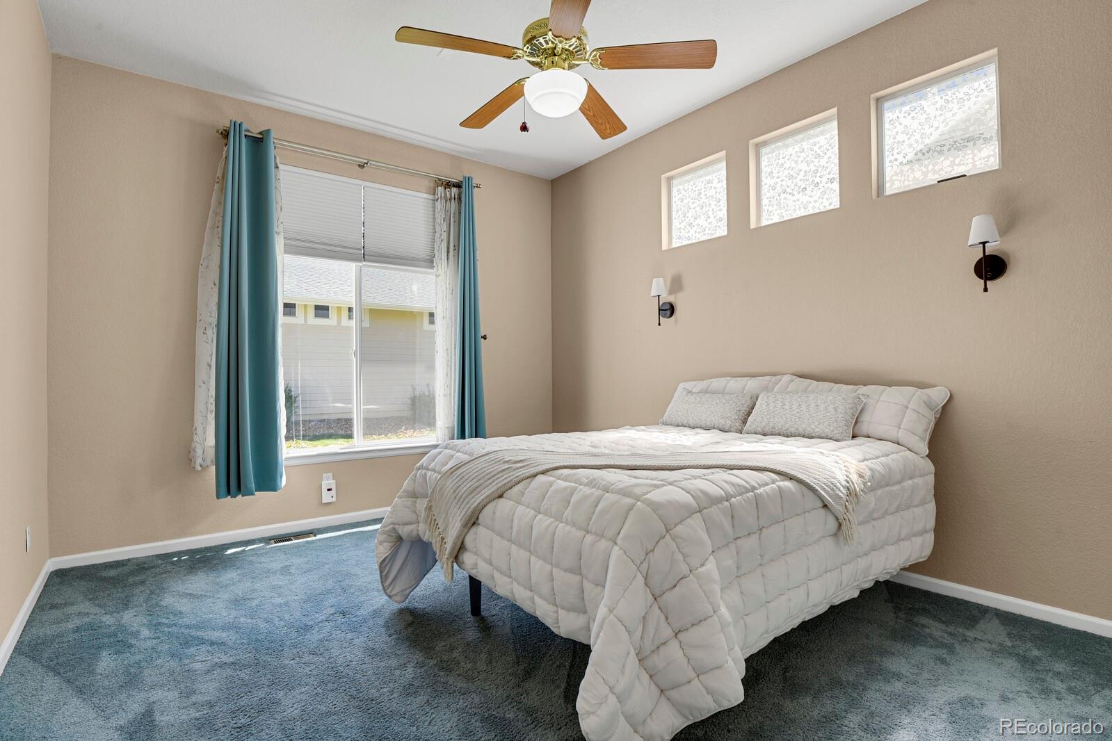 2668 S Troy