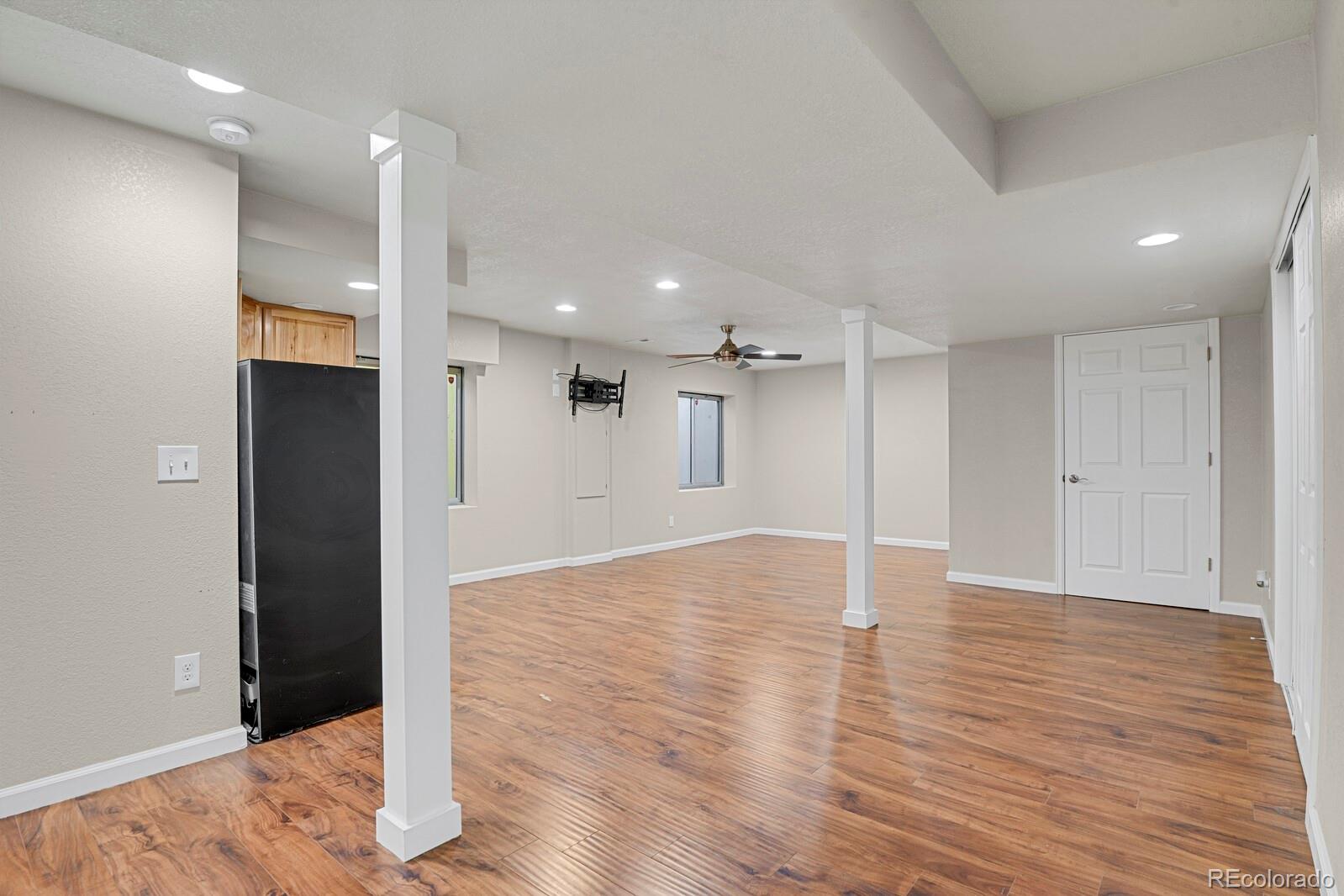 2668 S Troy