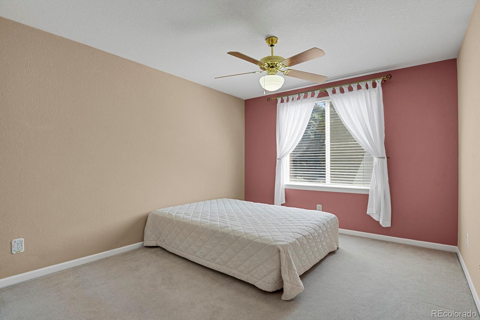 2668 S Troy