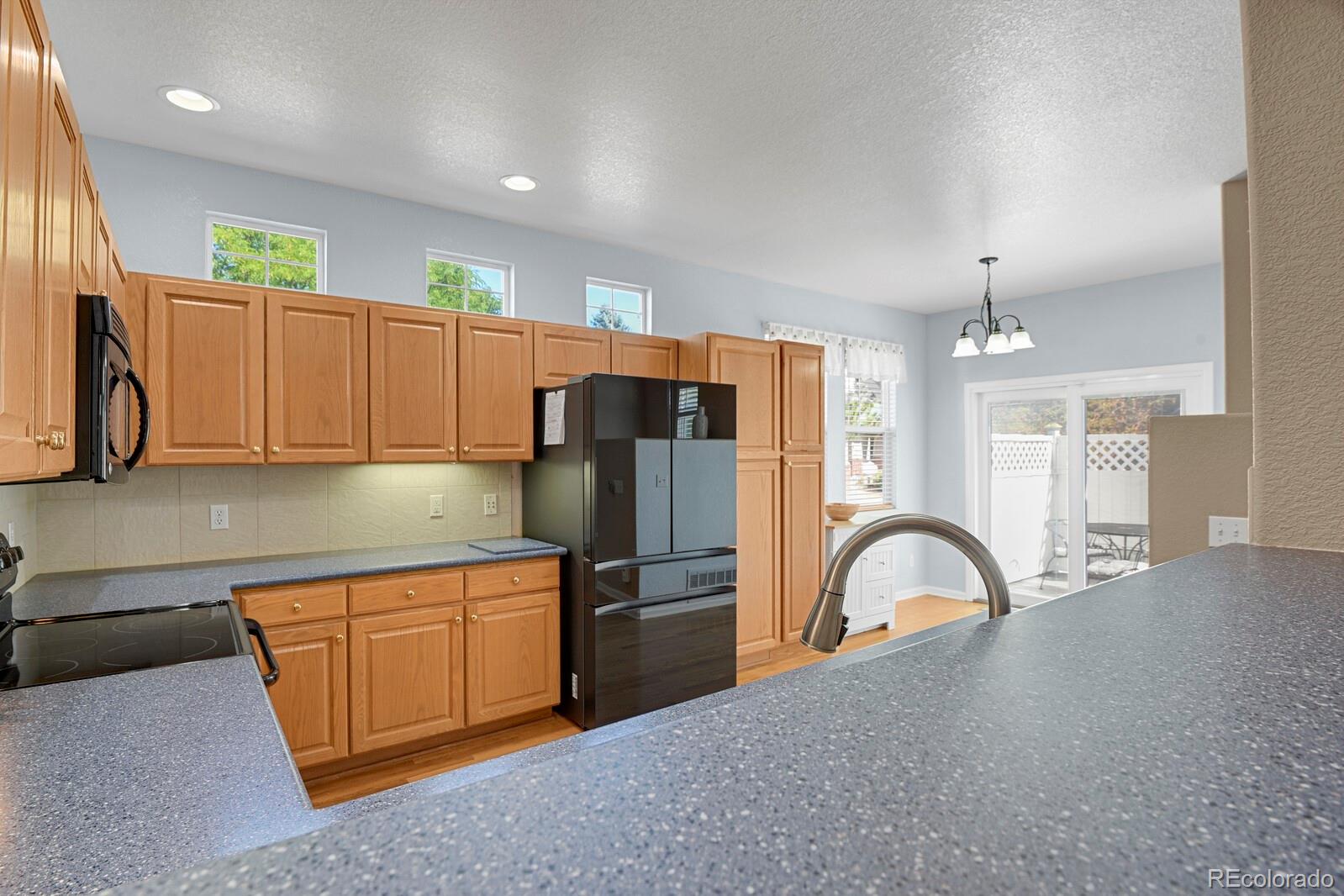 2668 S Troy