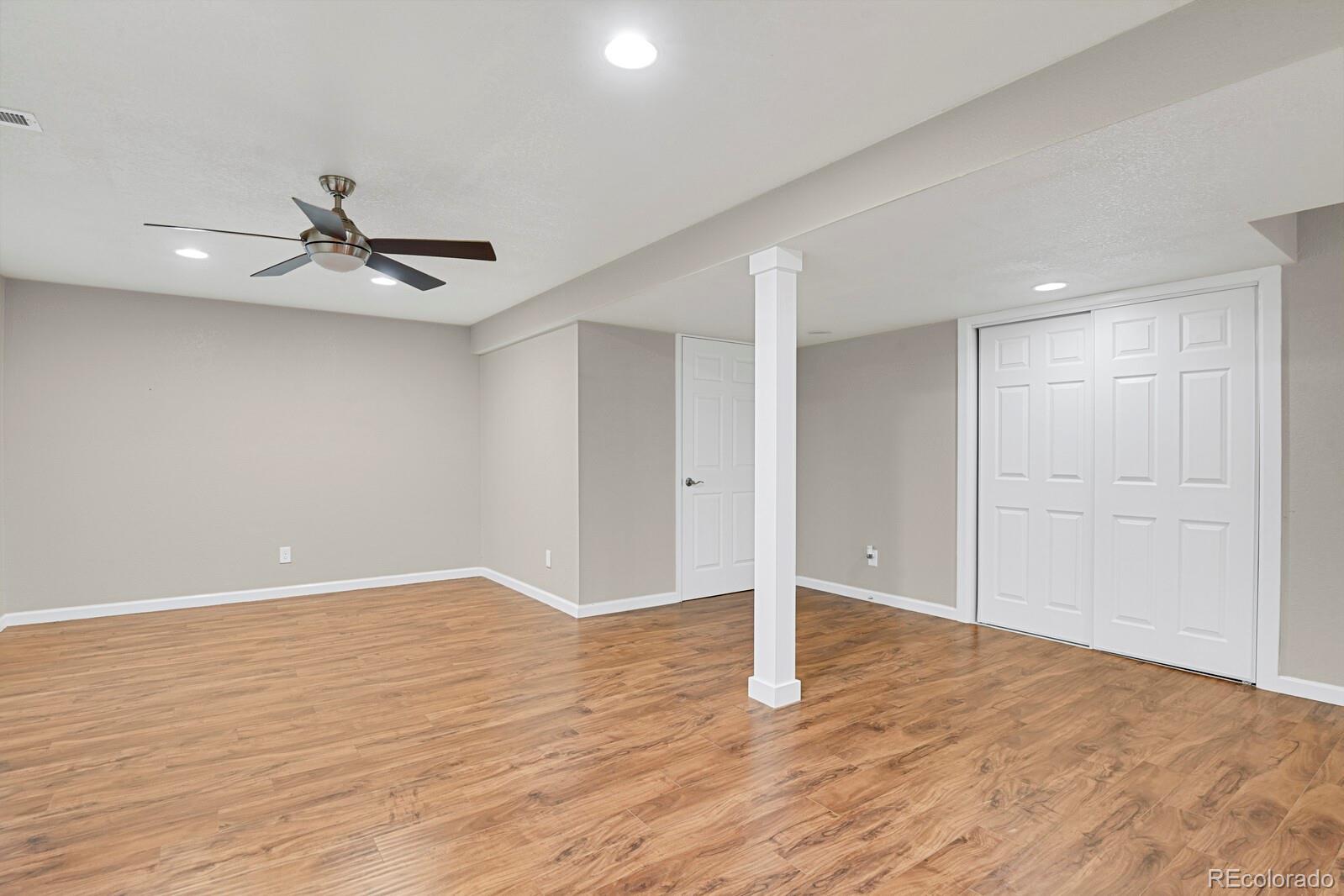 2668 S Troy