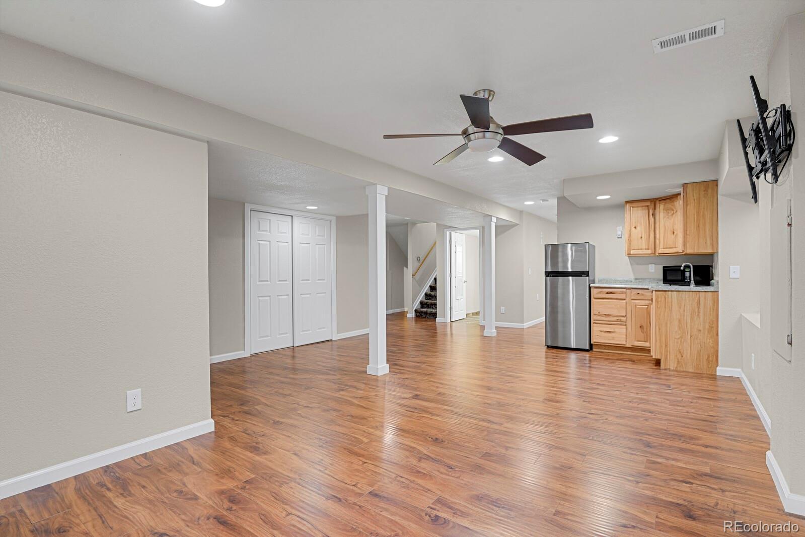 2668 S Troy