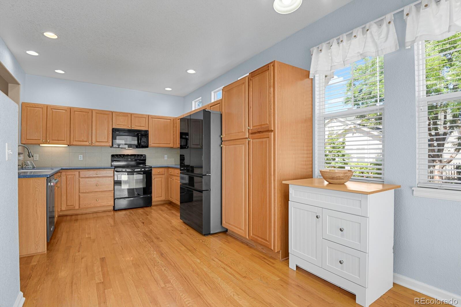 2668 S Troy