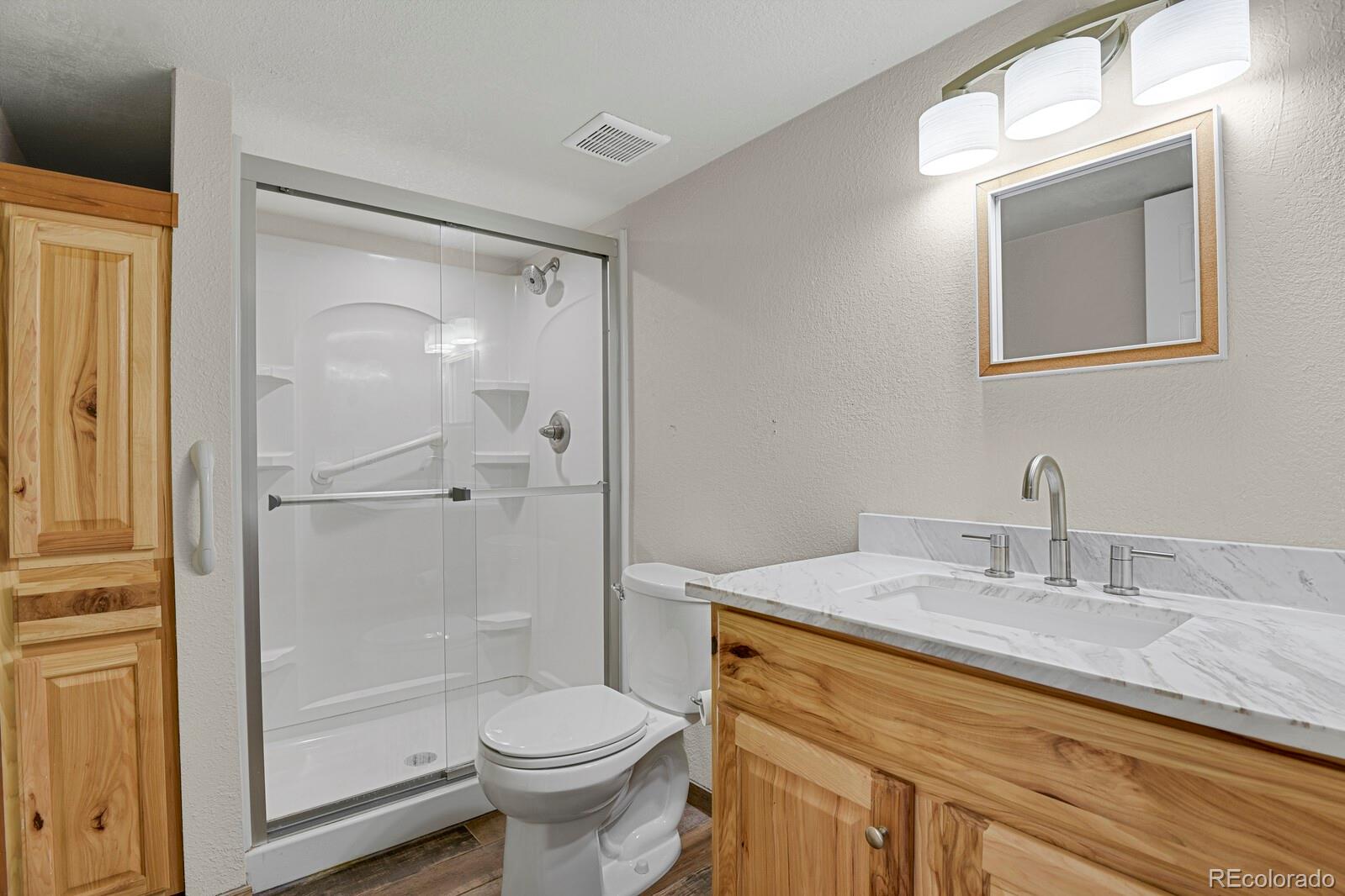 2668 S Troy