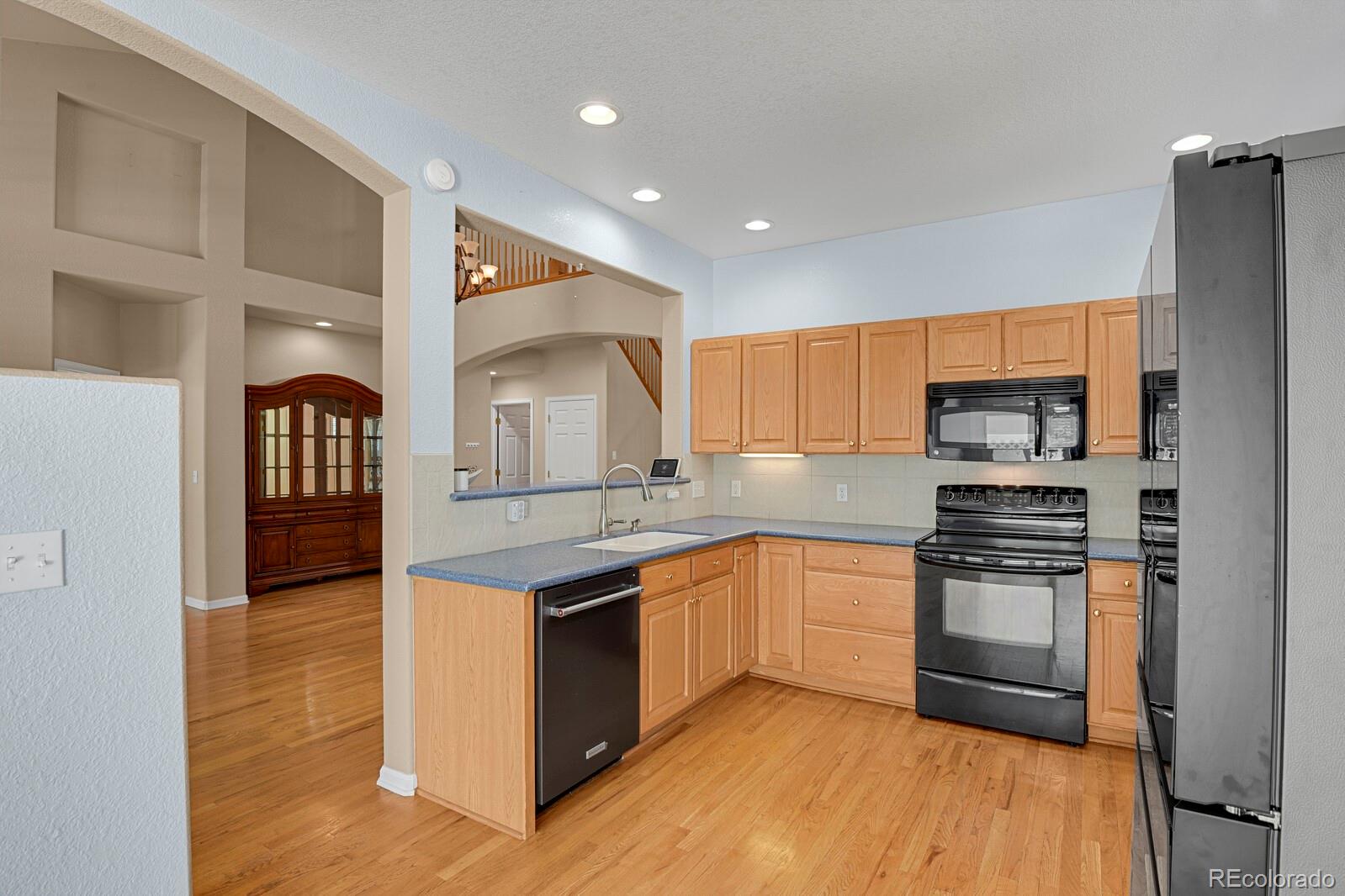 2668 S Troy