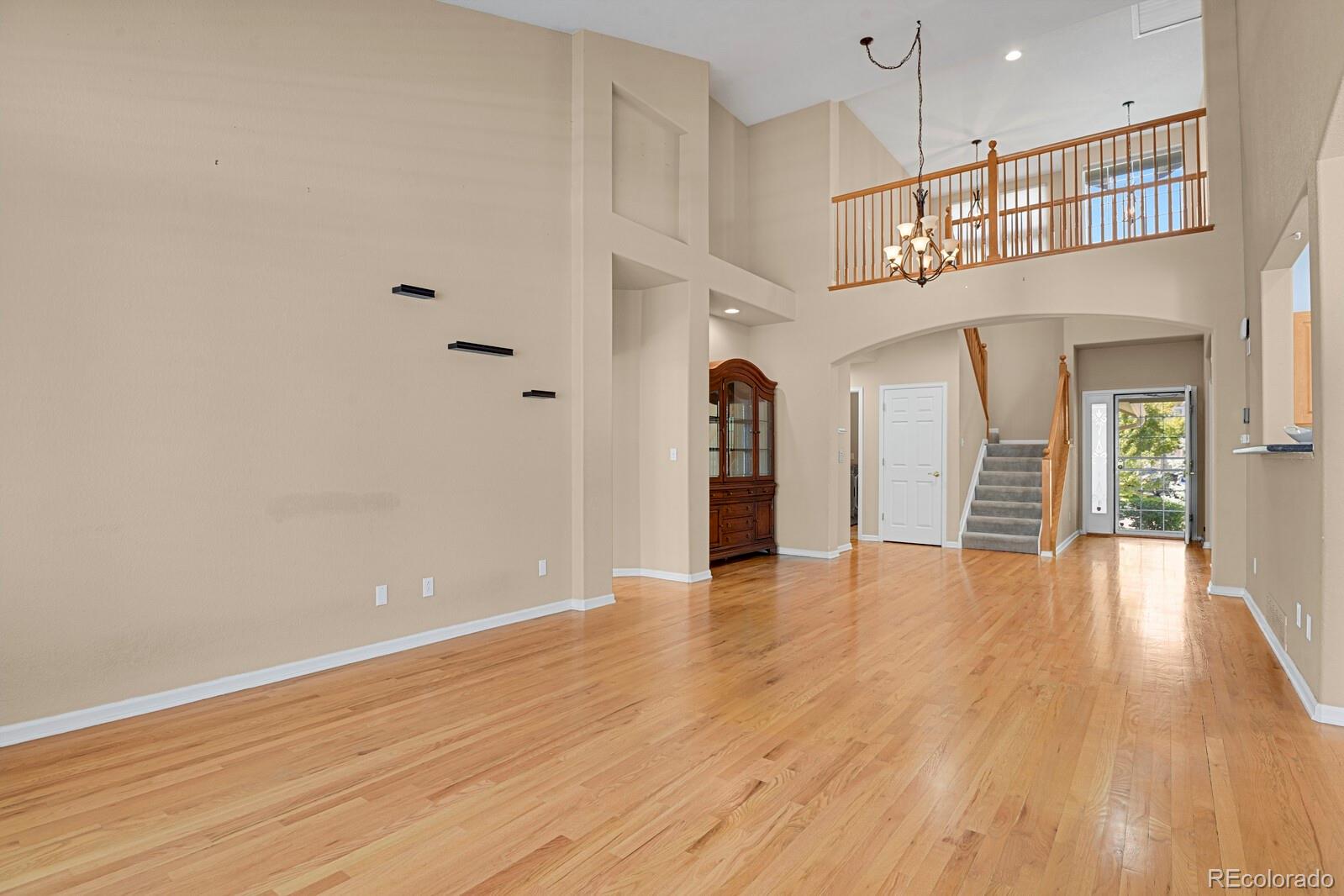 2668 S Troy