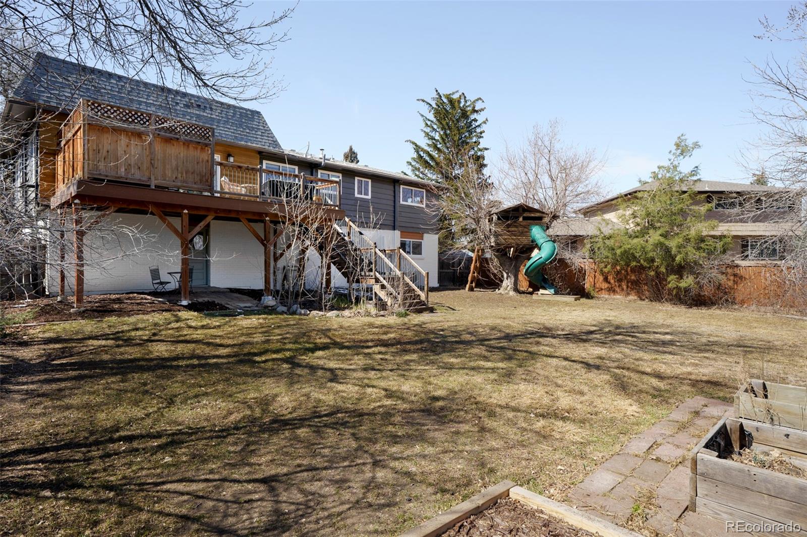 1380 Holly Drive W