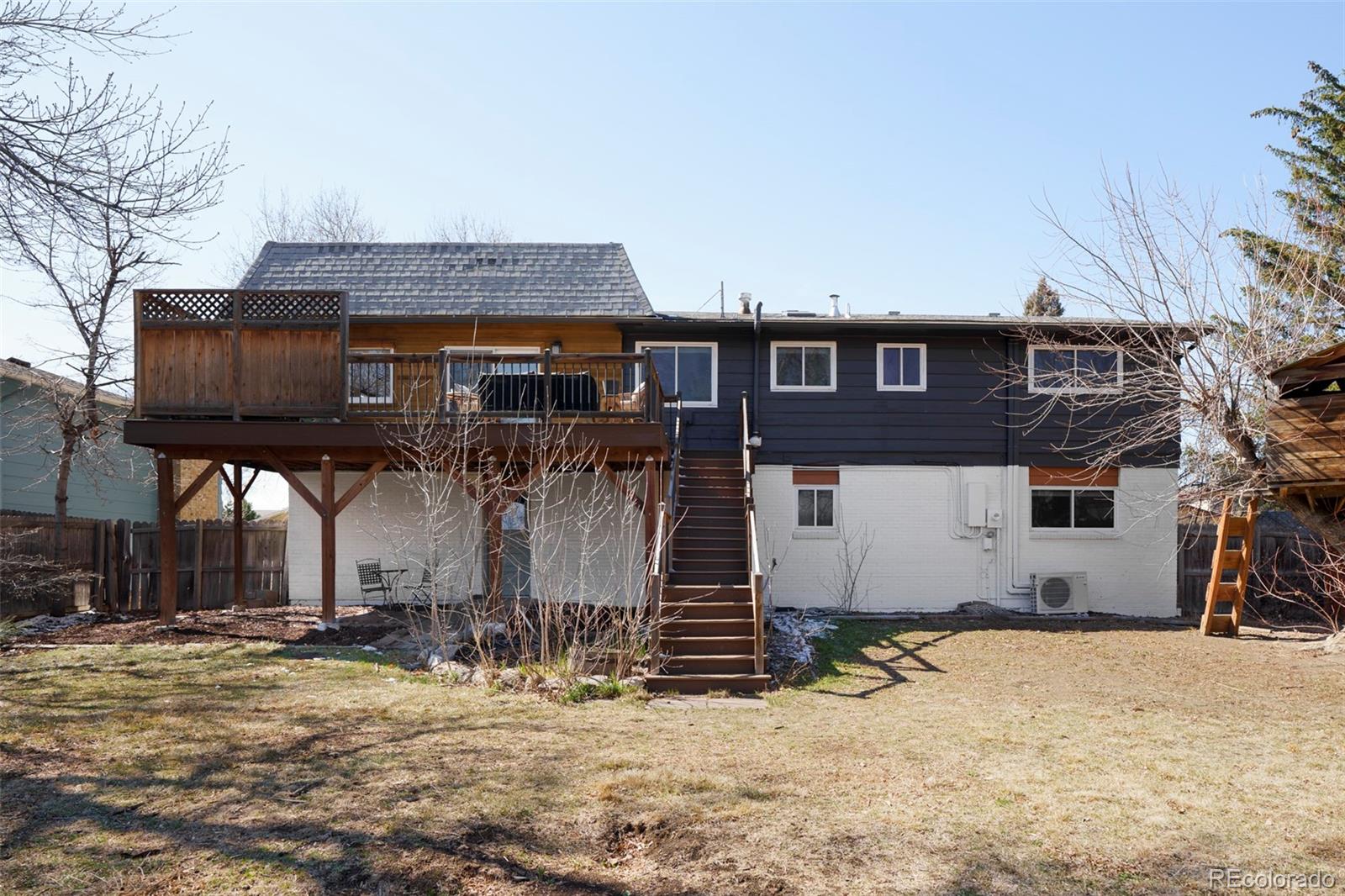 1380 Holly Drive W