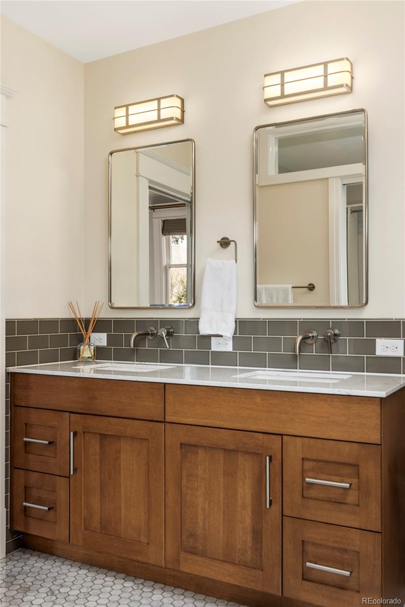 1311 N Lafayette Street