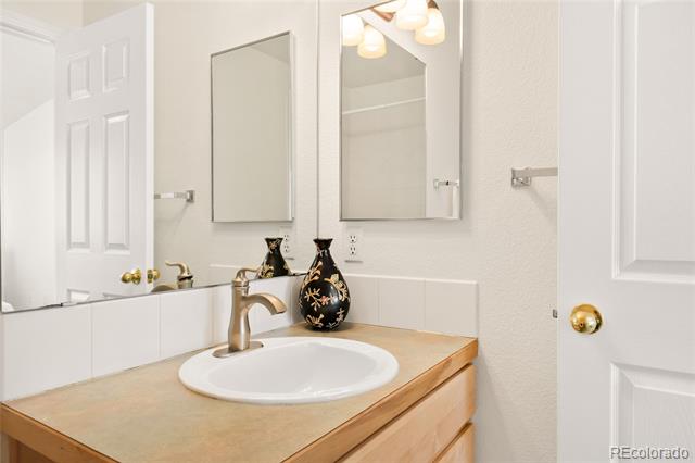 818 S Terry Street Unit: B9